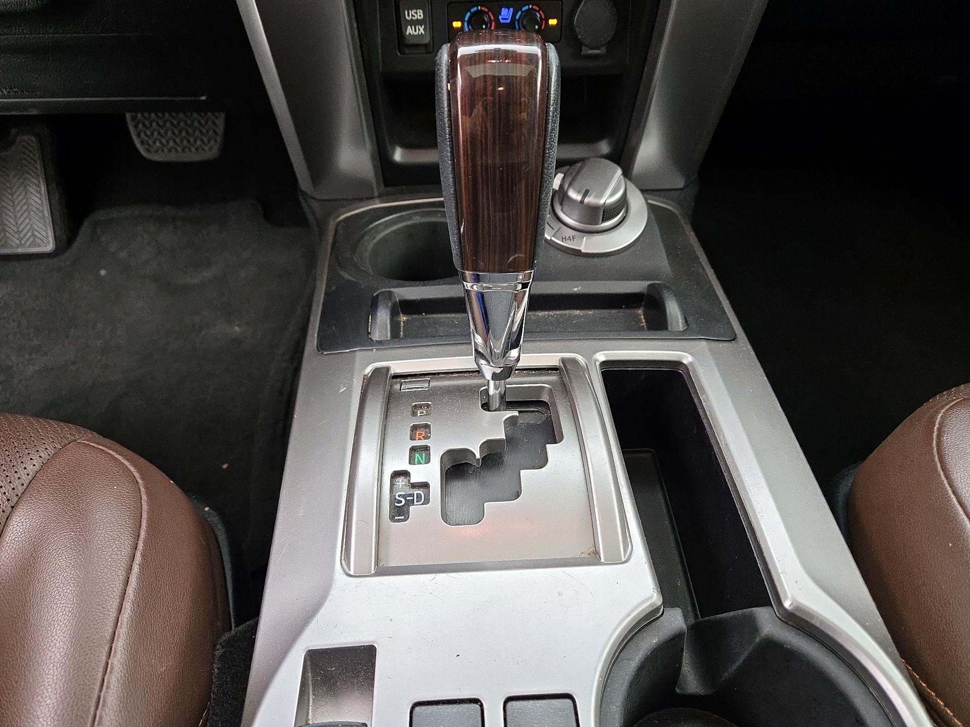 Thumbnail: 2019 Toyota 4Runner - 18