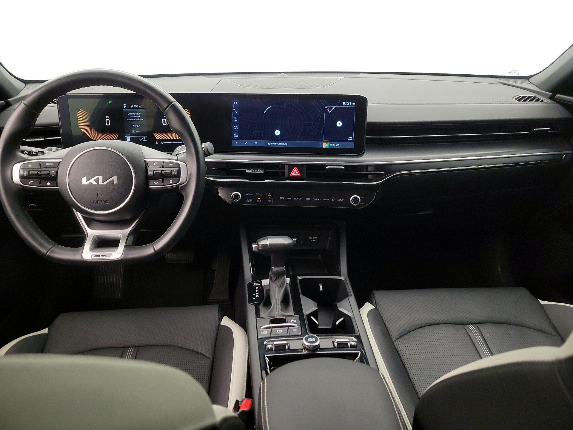 Thumbnail: 2025 Kia K5 - 9