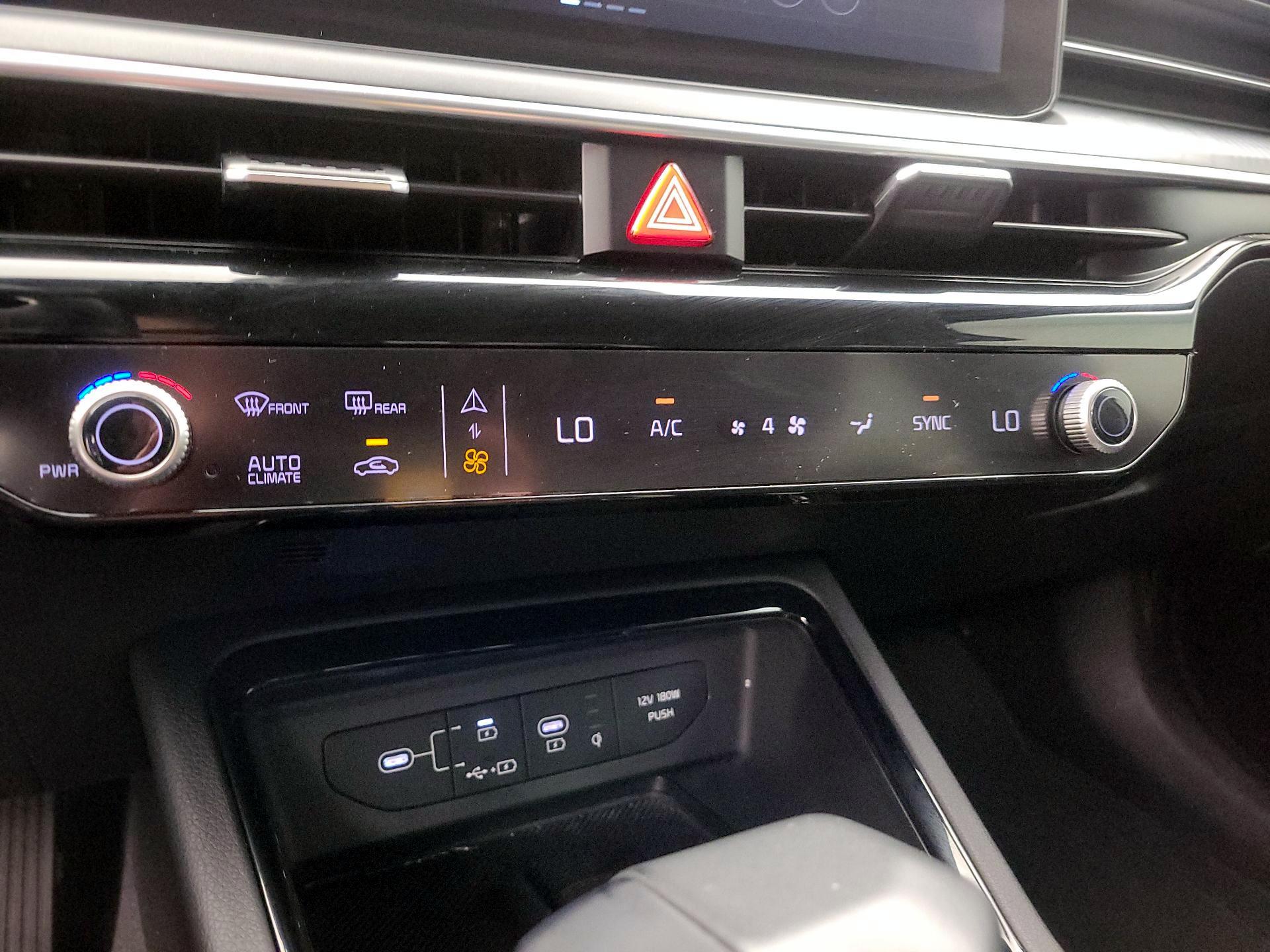 Thumbnail: 2025 Kia K5 - 17