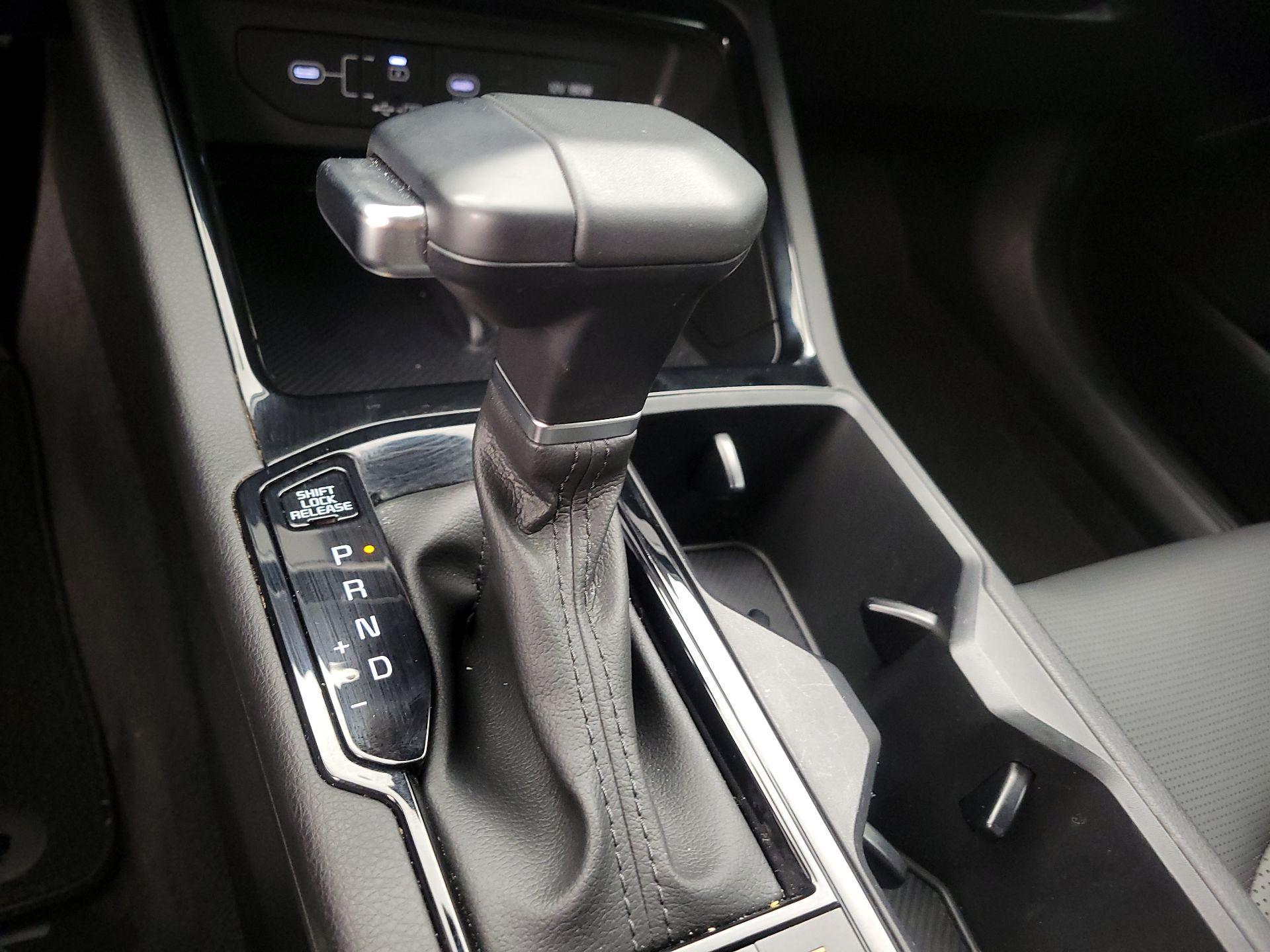 Thumbnail: 2025 Kia K5 - 18