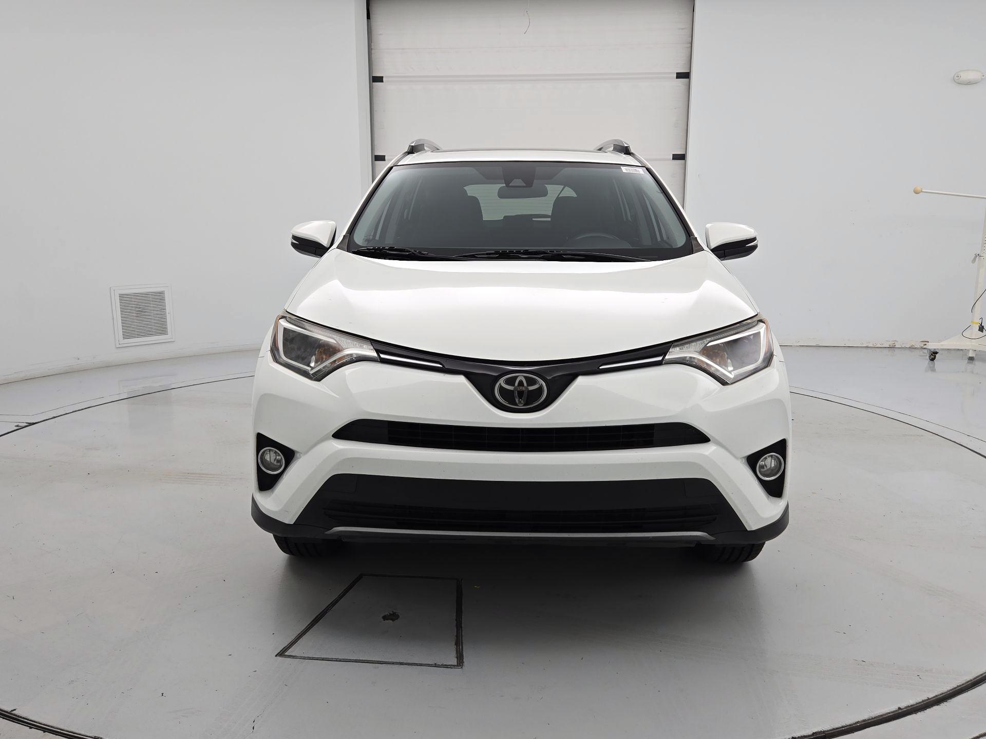 Thumbnail: 2017 Toyota RAV4 - 2