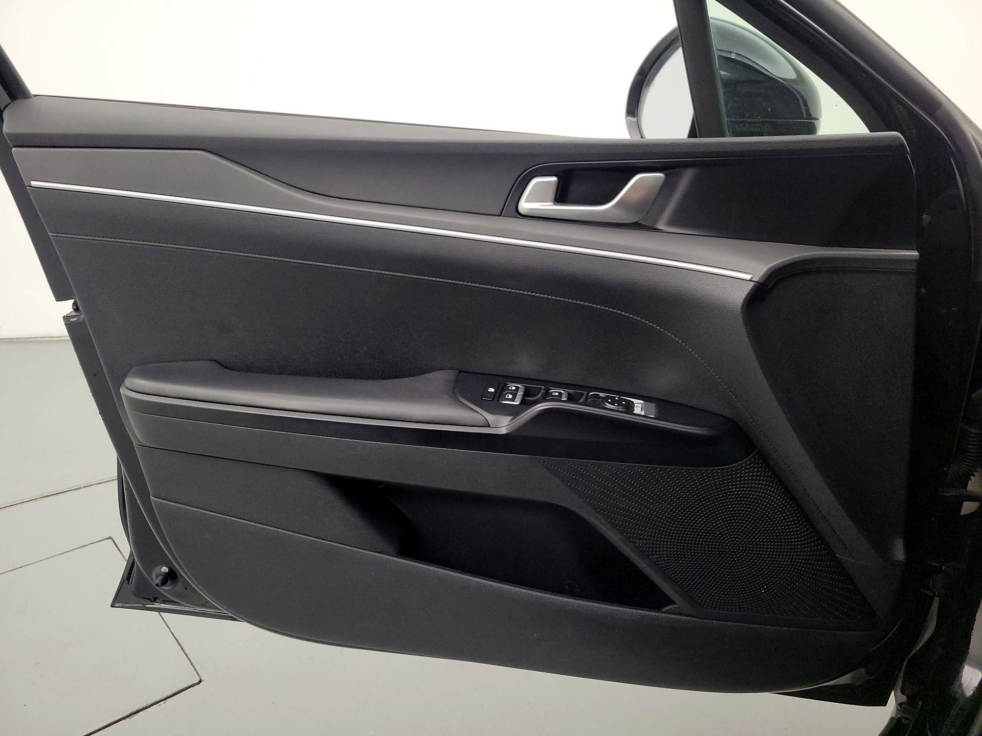 Thumbnail: 2022 Kia K5 - 12