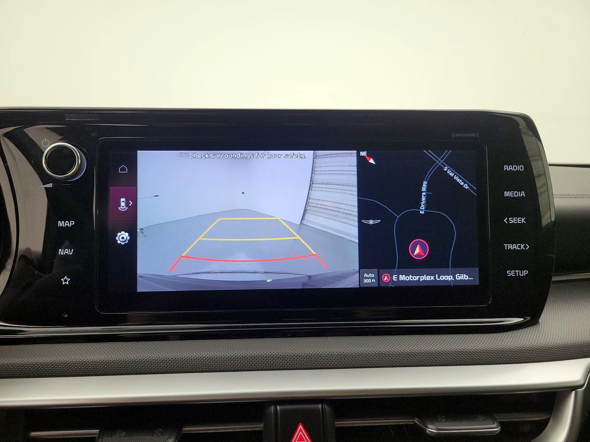 Thumbnail: 2022 Kia K5 - 15