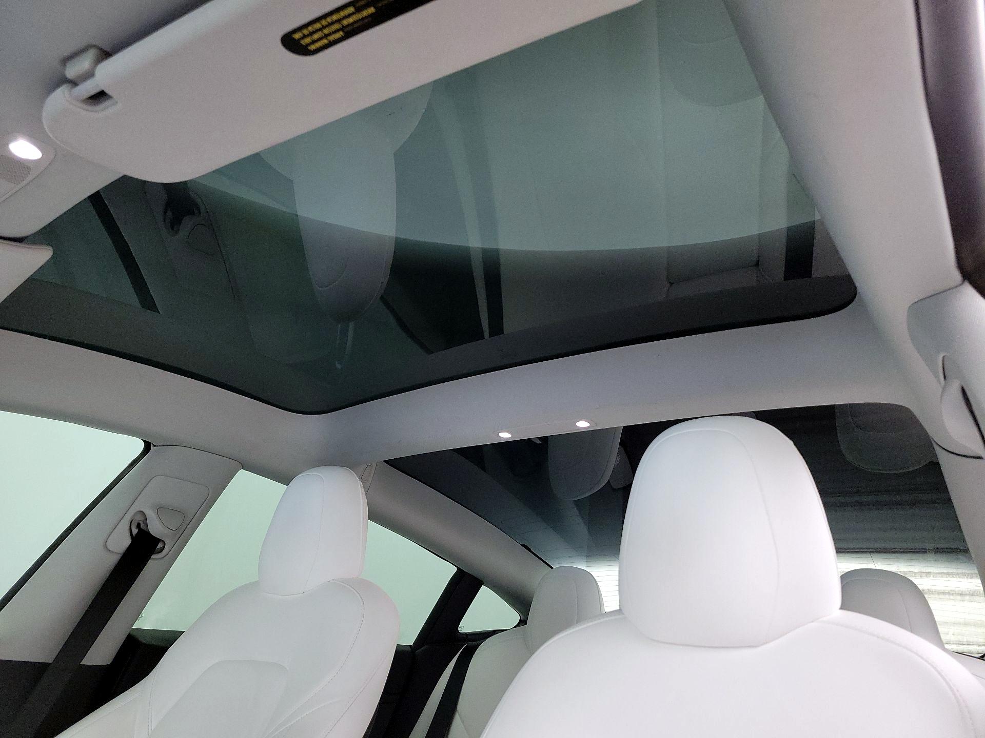 Thumbnail: 2021 Tesla Model 3 - 18