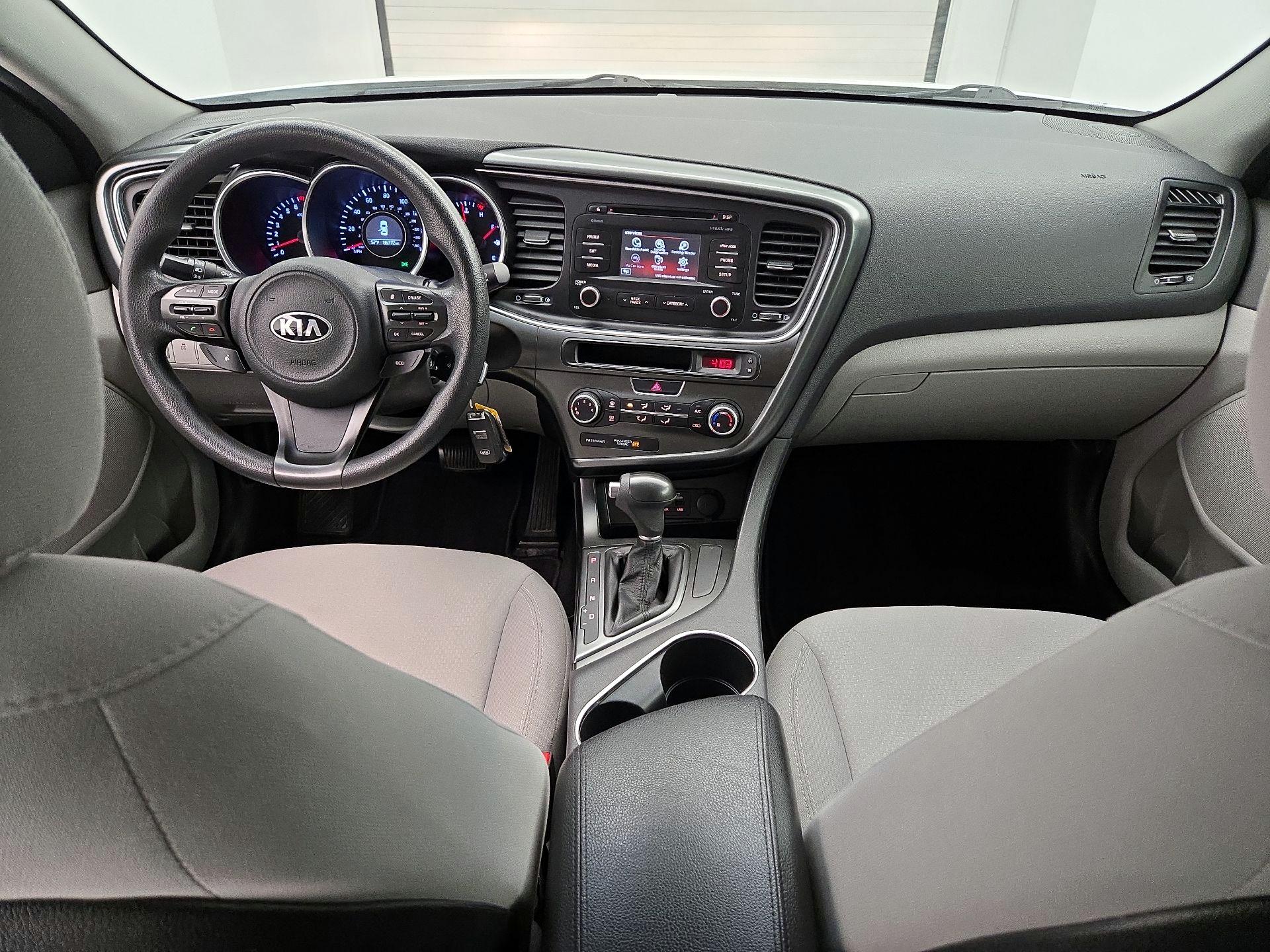 Thumbnail: 2015 Kia Optima - 9