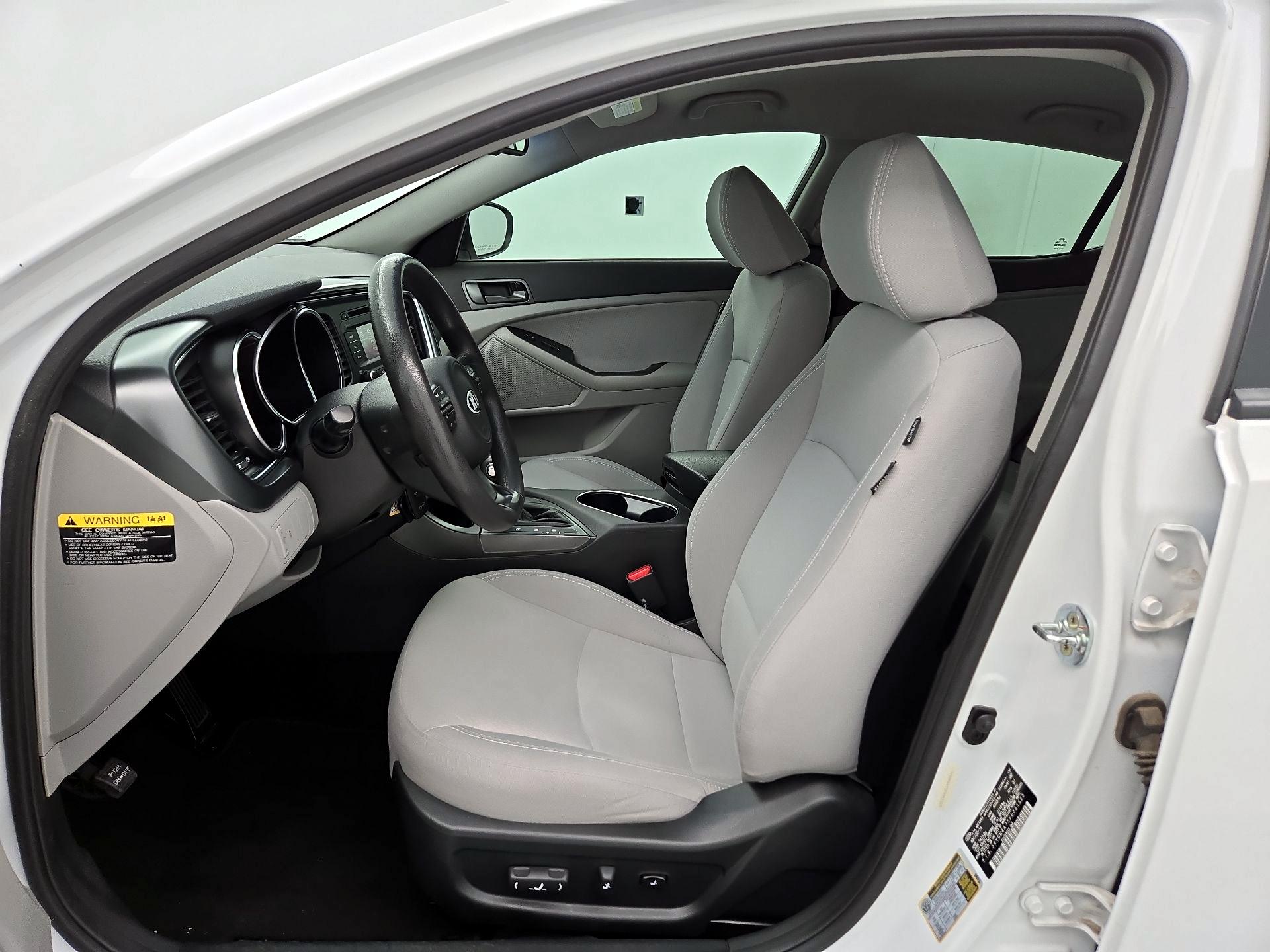 Thumbnail: 2015 Kia Optima - 11