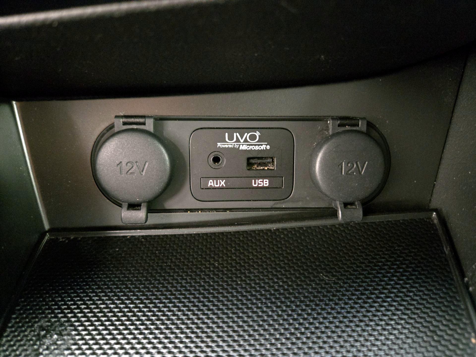 Thumbnail: 2015 Kia Optima - 18