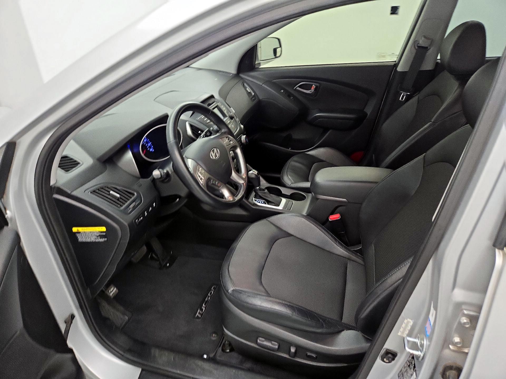 Thumbnail: 2014 Hyundai Tucson - 11