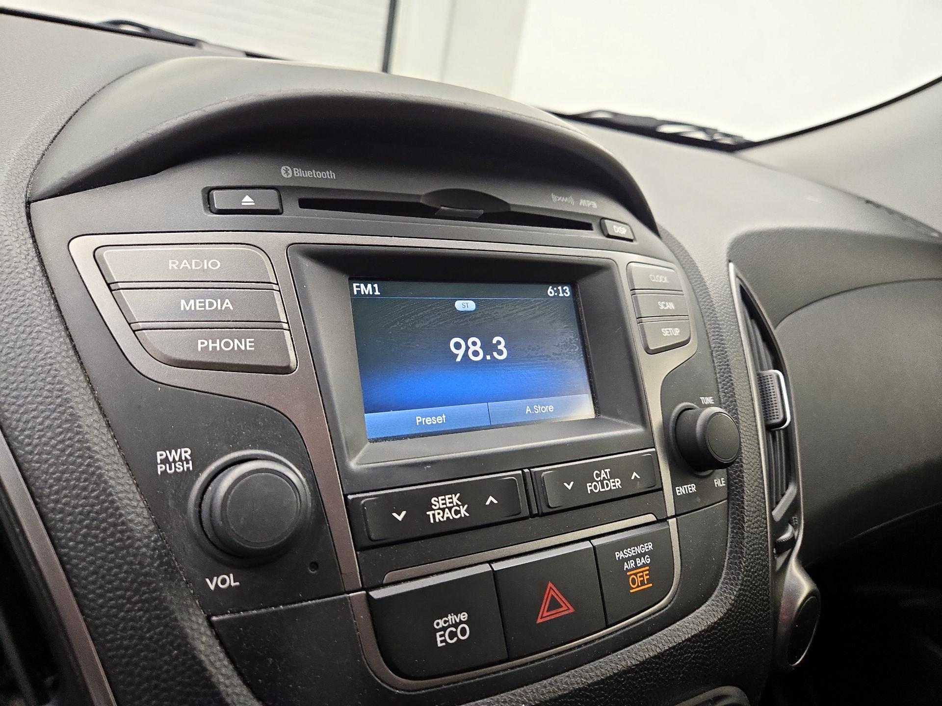 Thumbnail: 2014 Hyundai Tucson - 15