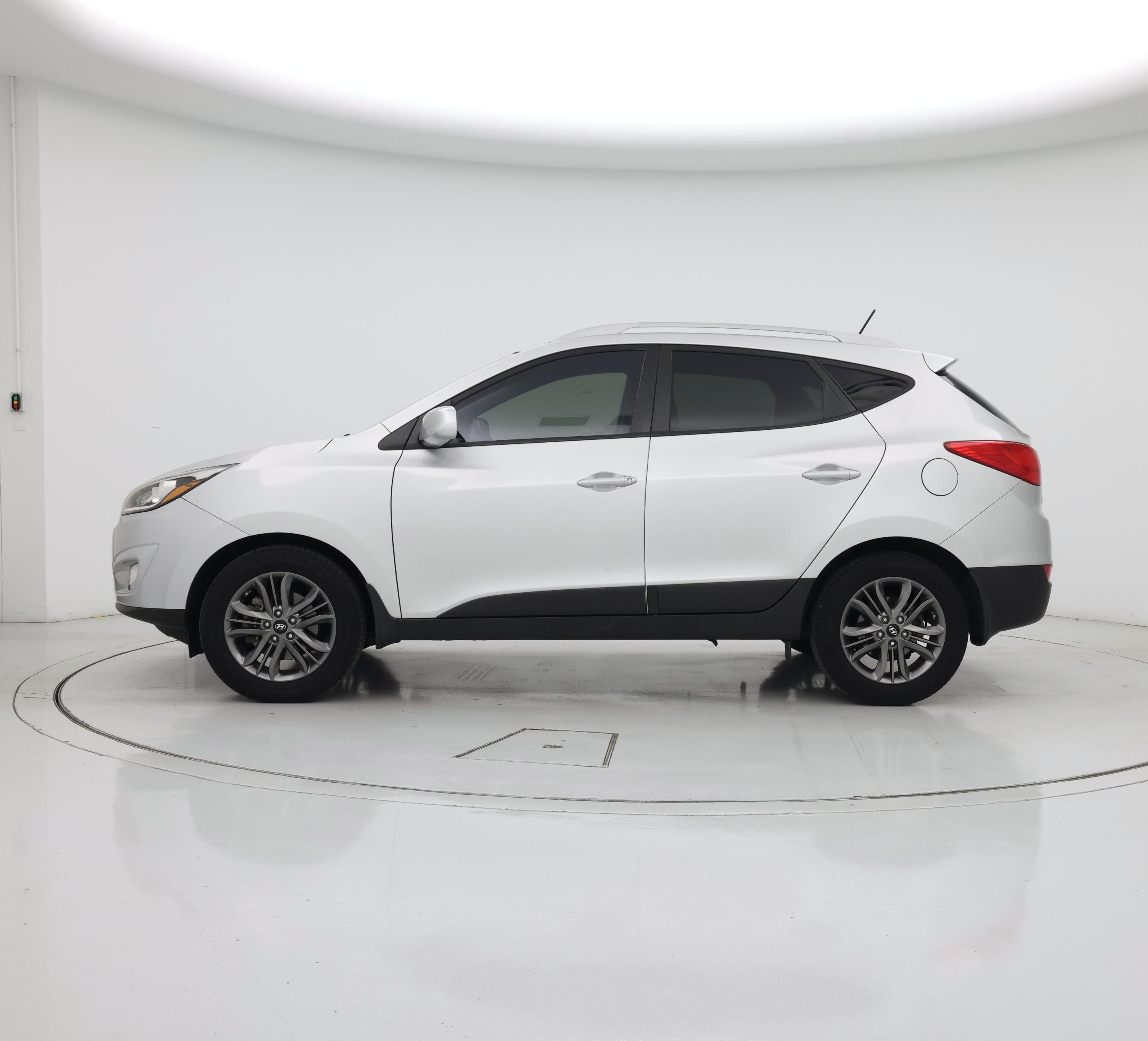 Thumbnail: 2014 Hyundai Tucson - 3