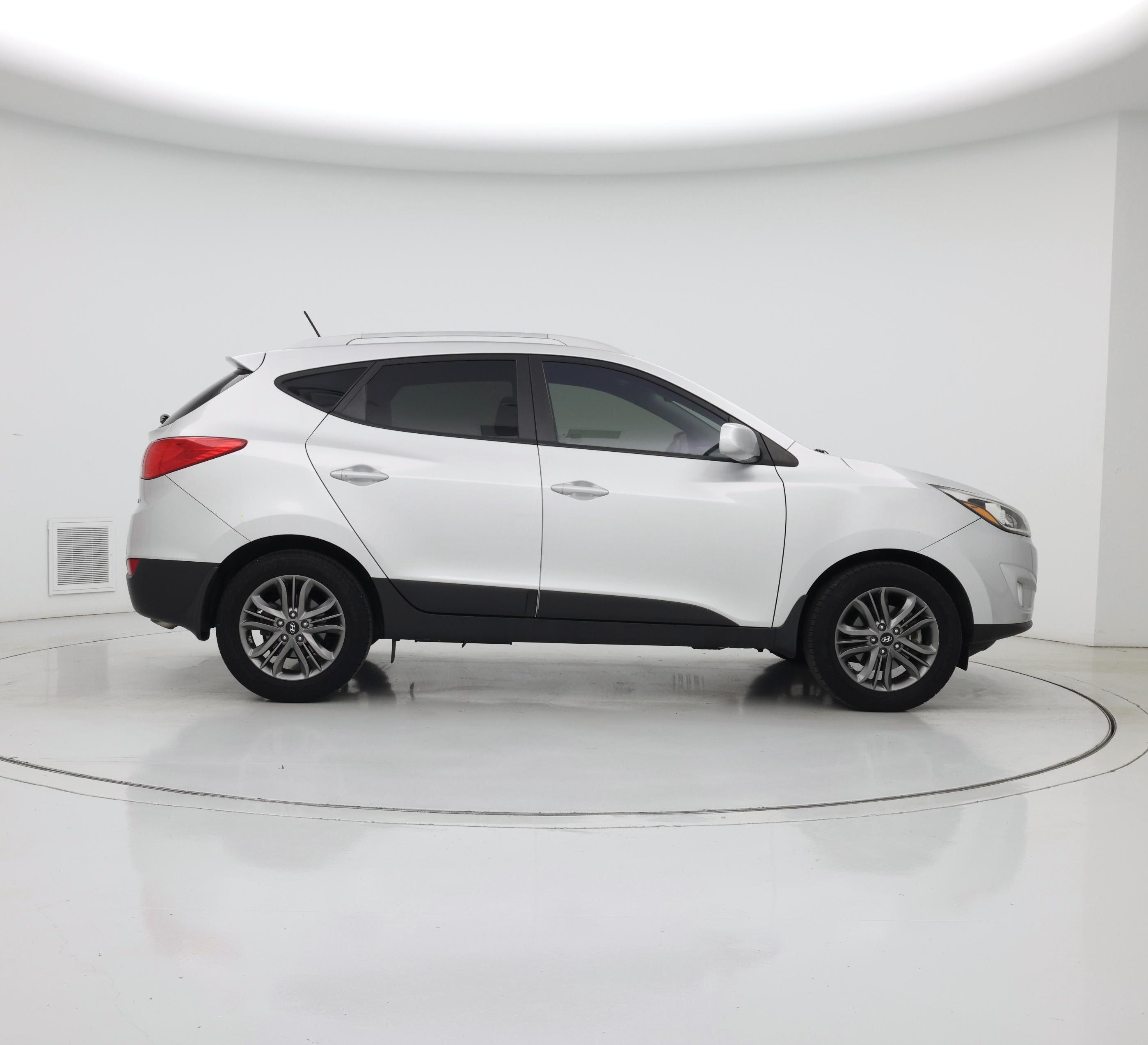 Thumbnail: 2014 Hyundai Tucson - 7