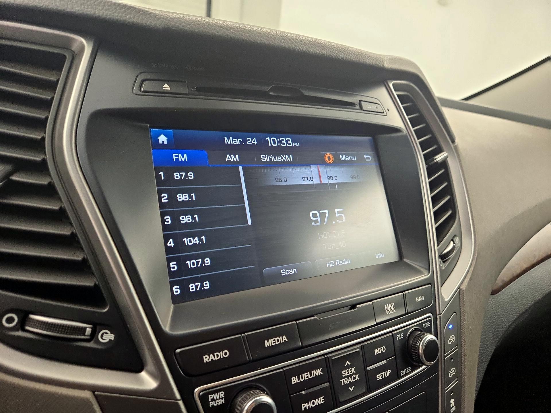 Thumbnail: 2017 Hyundai Santa Fe - 16