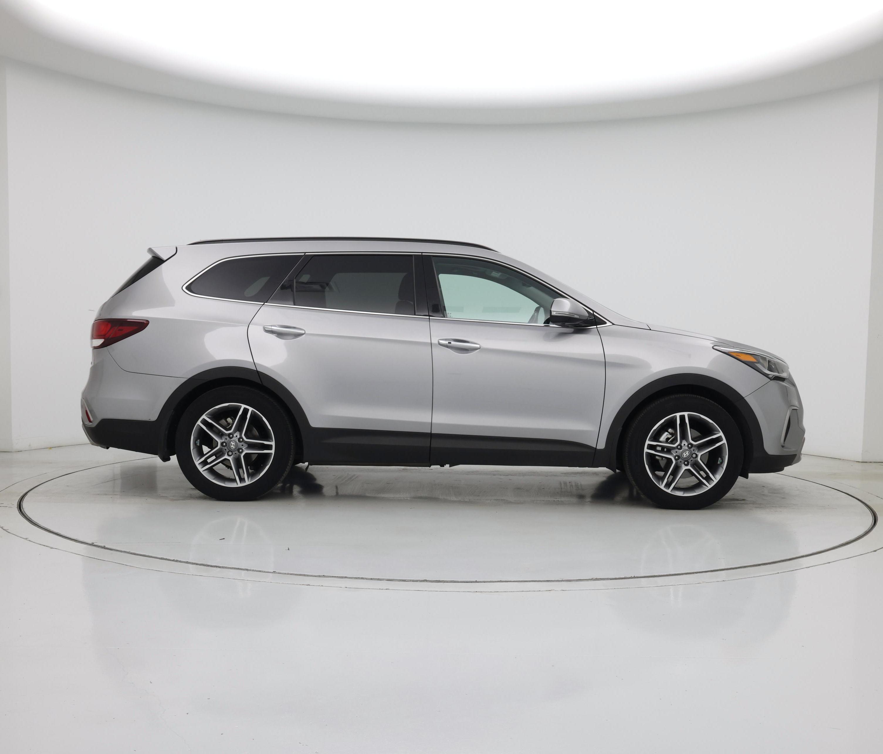 Thumbnail: 2017 Hyundai Santa Fe - 7