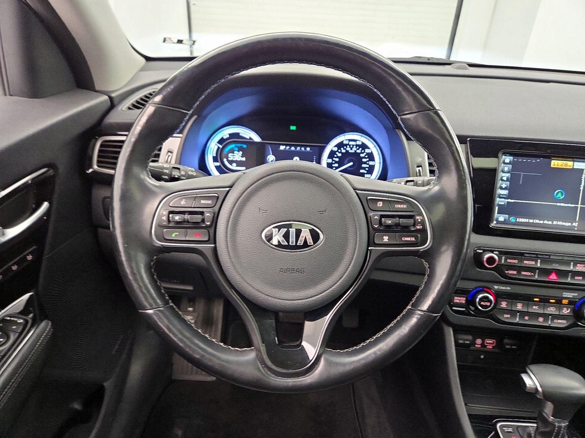 Thumbnail: 2017 Kia Niro - 10
