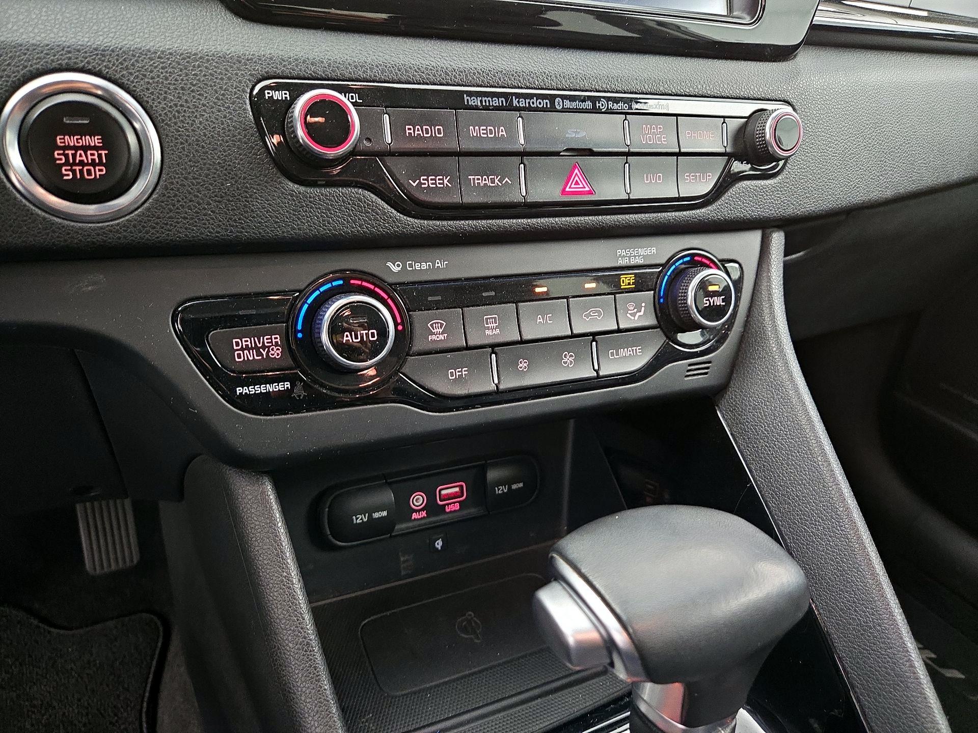 Thumbnail: 2017 Kia Niro - 17