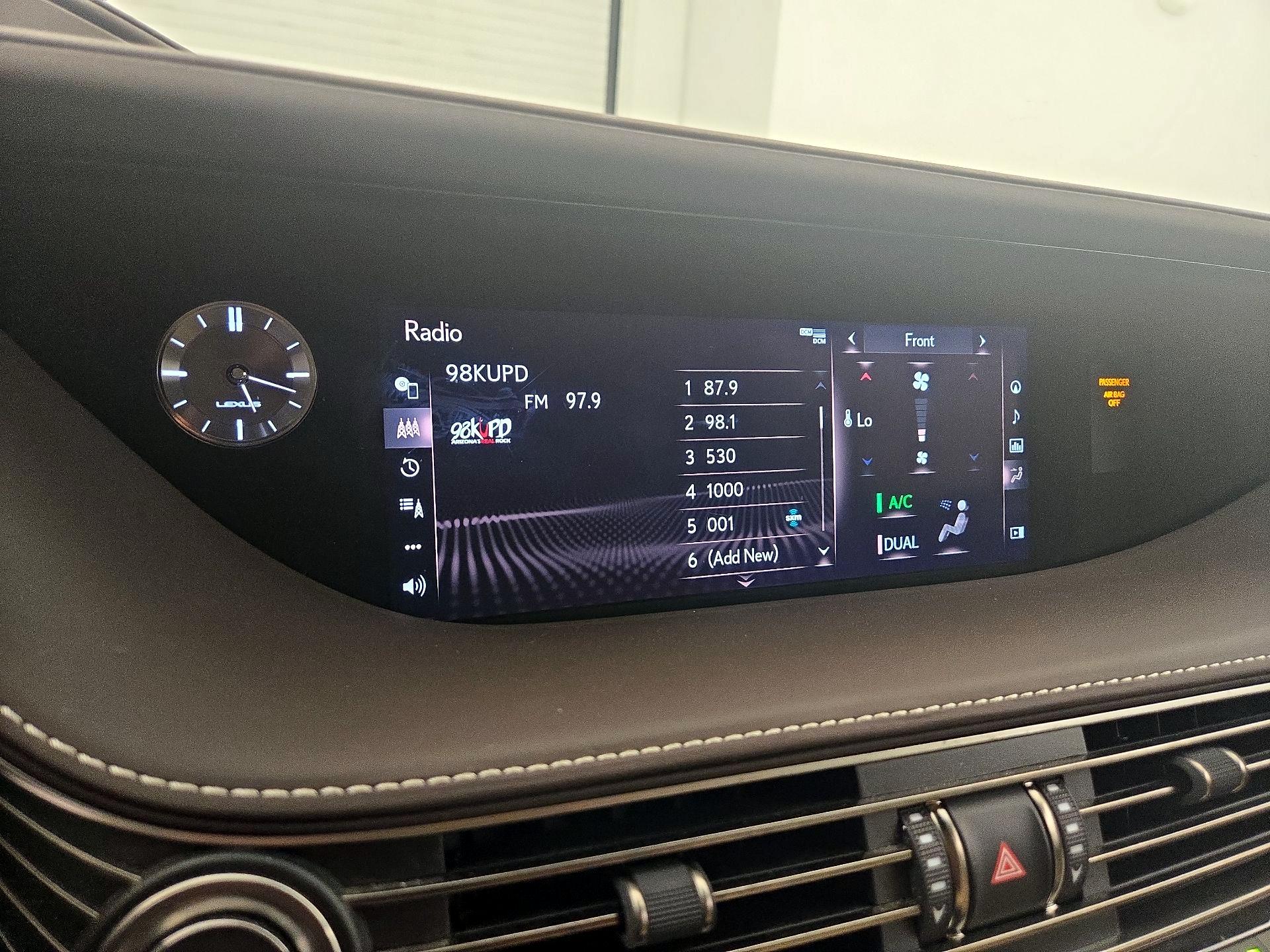 Thumbnail: 2019 Lexus LS - 16