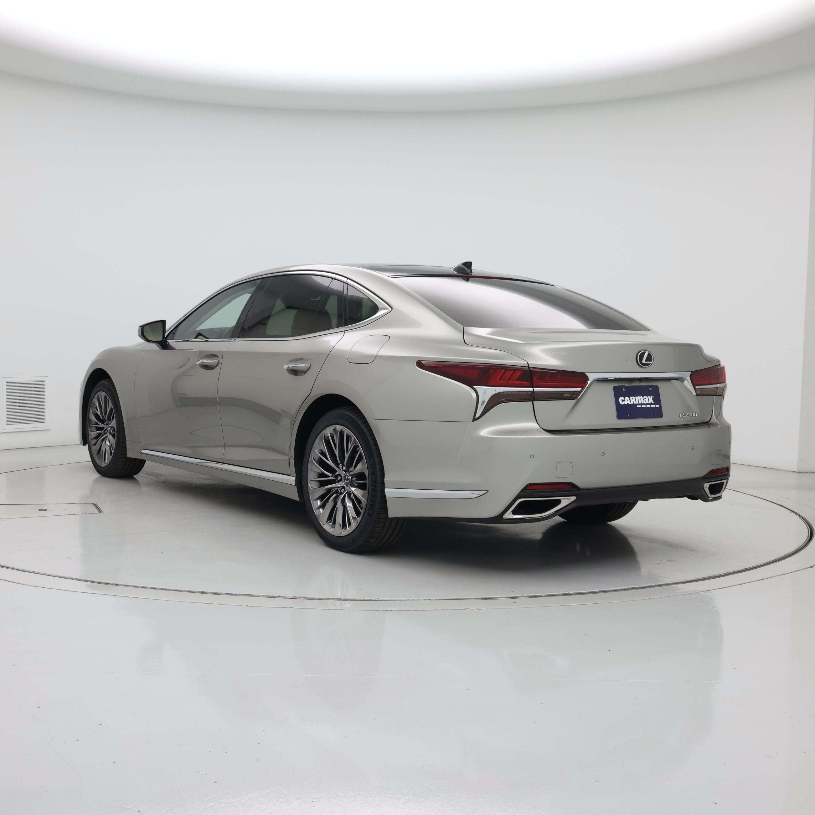 Thumbnail: 2019 Lexus LS - 2
