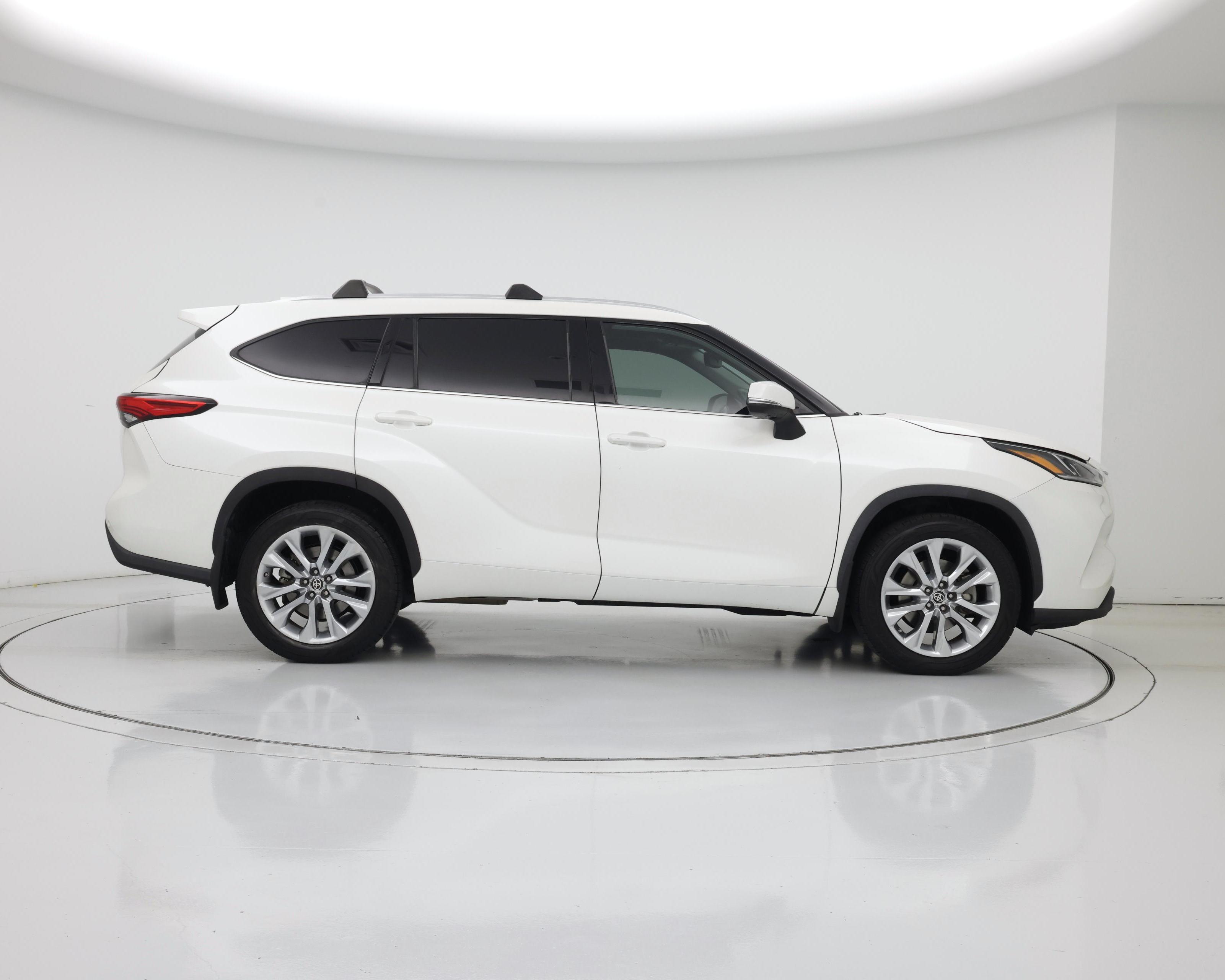 Thumbnail: 2020 Toyota Highlander - 7