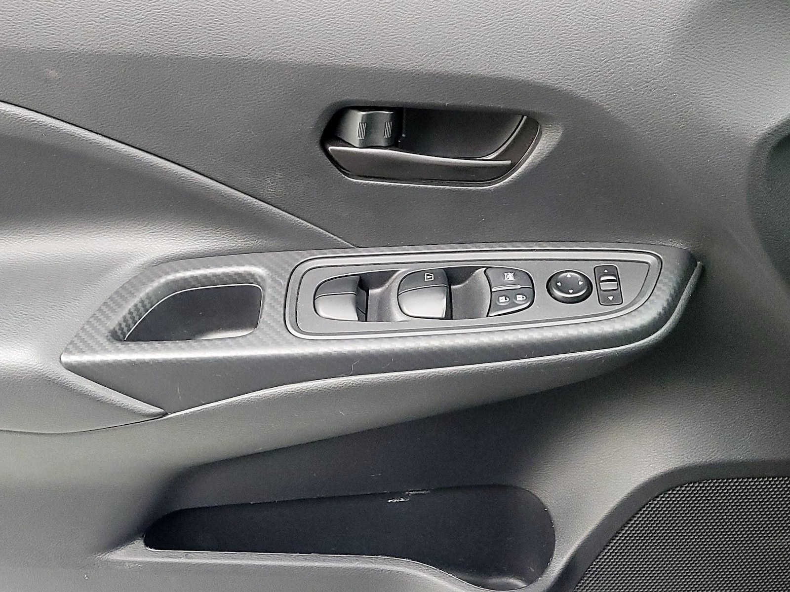 2024 Nissan Versa Sedan S - Photo 13