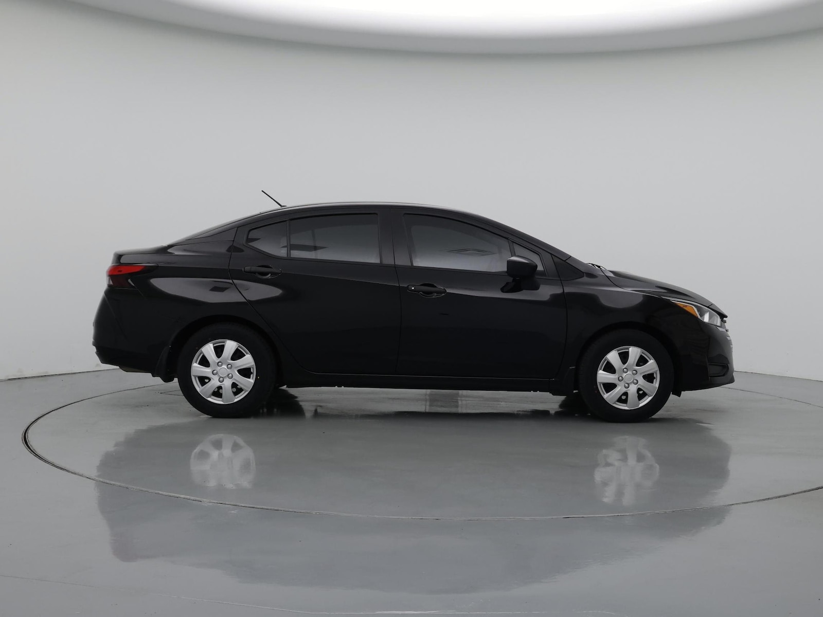 2024 Nissan Versa Sedan S - Photo 8