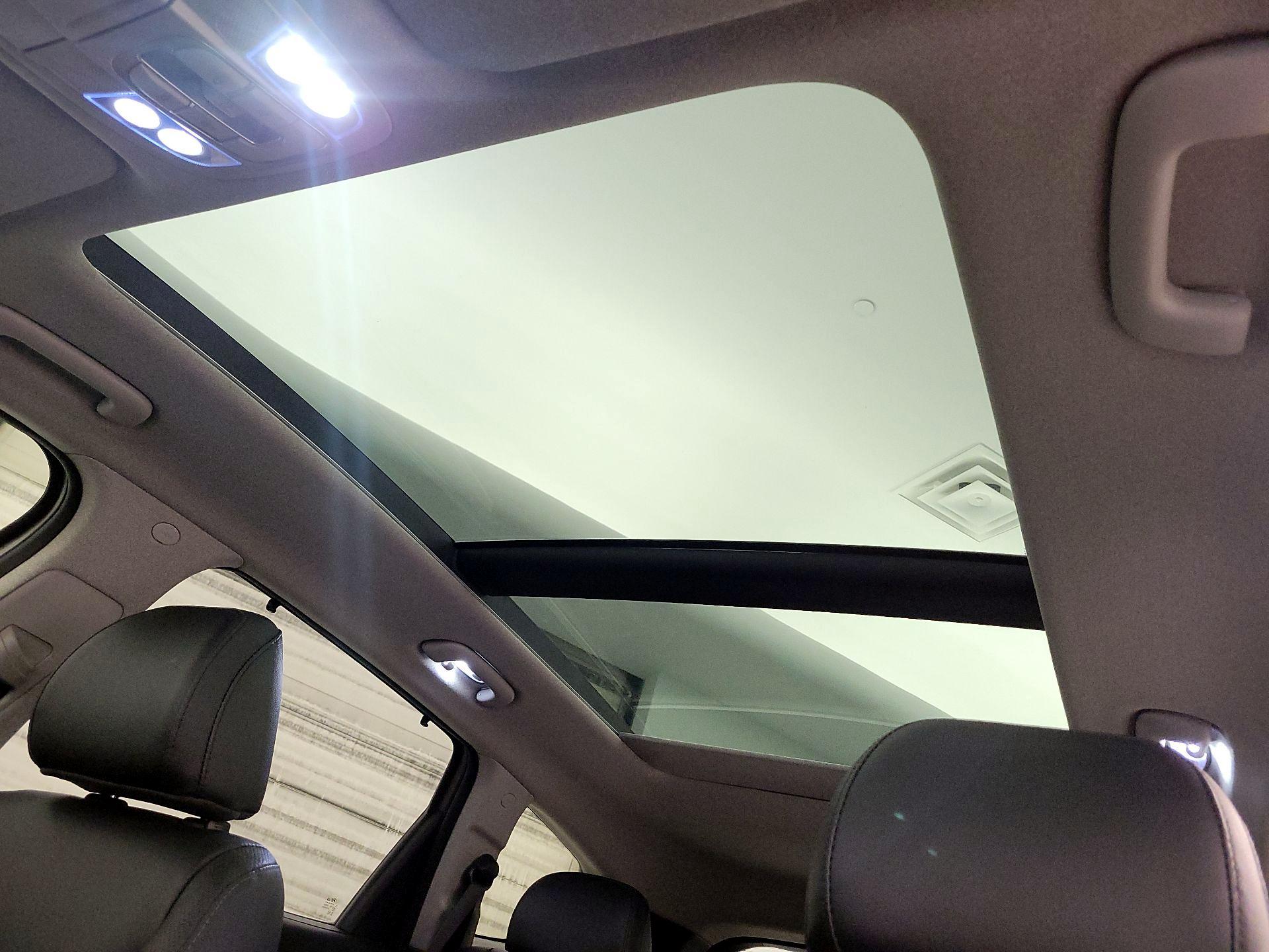 Thumbnail: 2020 Hyundai Santa Fe - 19