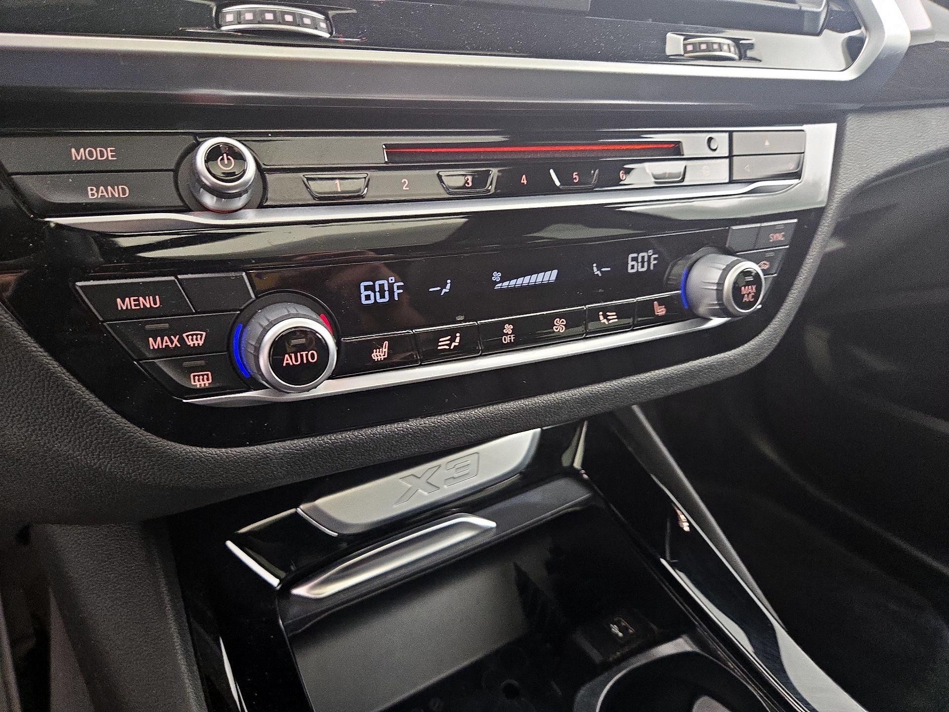 Thumbnail: 2019 BMW X3 - 17