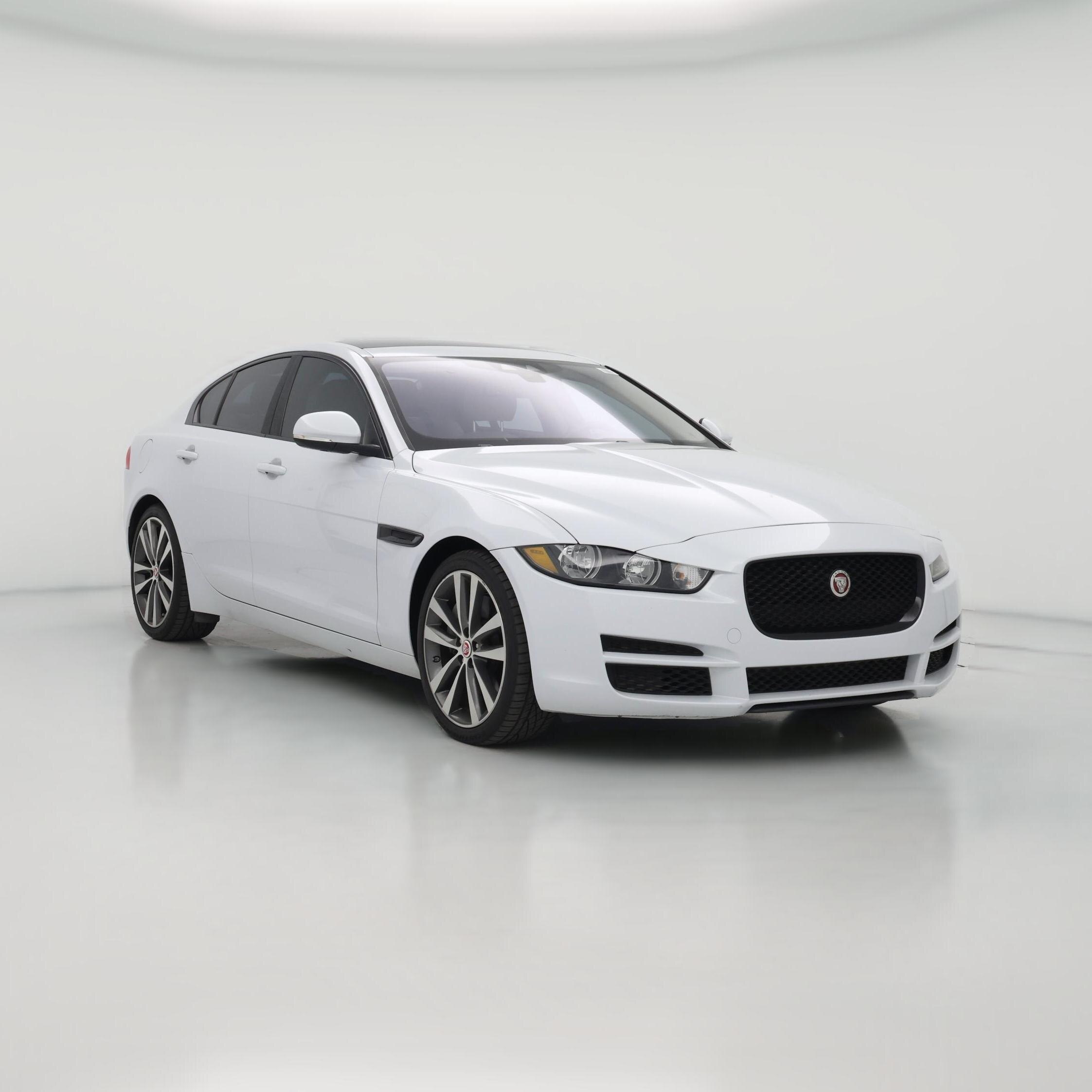 Thumbnail: 2017 Jaguar XE - 1