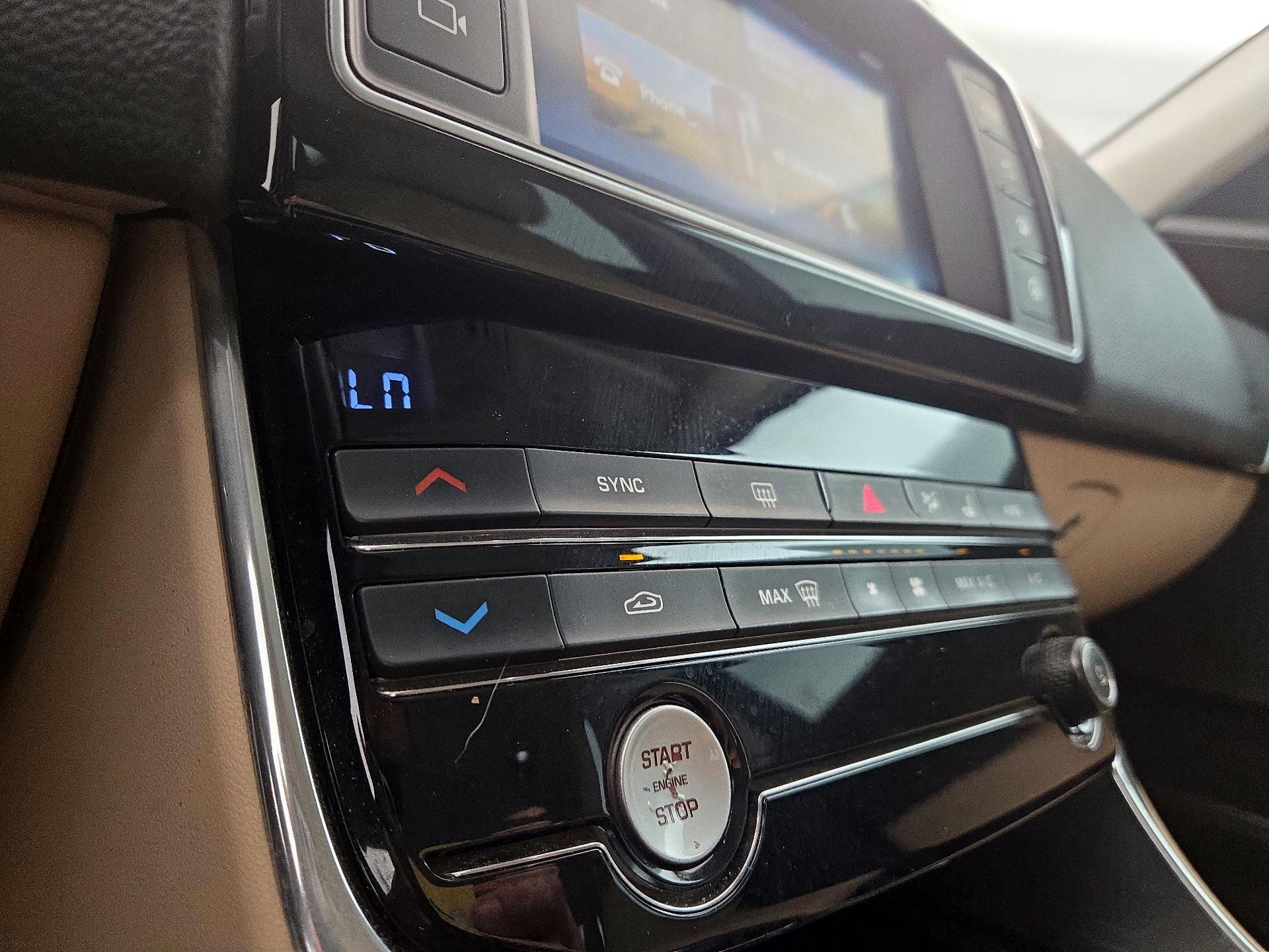 Thumbnail: 2017 Jaguar XE - 17