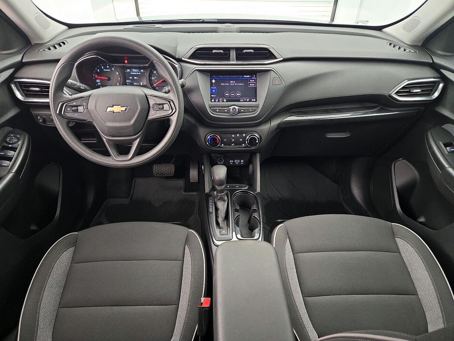 Thumbnail: 2023 Chevrolet TrailBlazer - 9