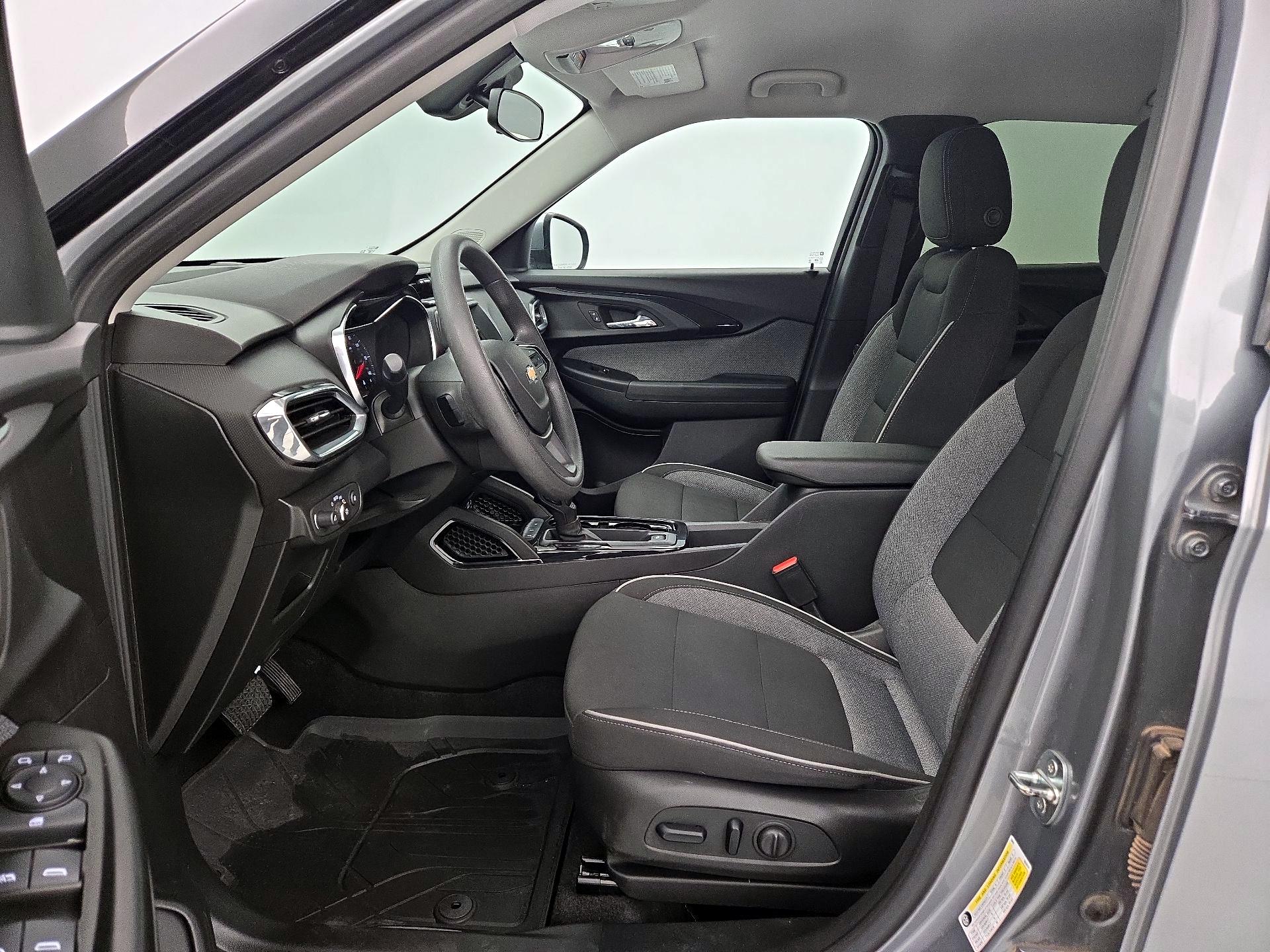 Thumbnail: 2023 Chevrolet TrailBlazer - 11