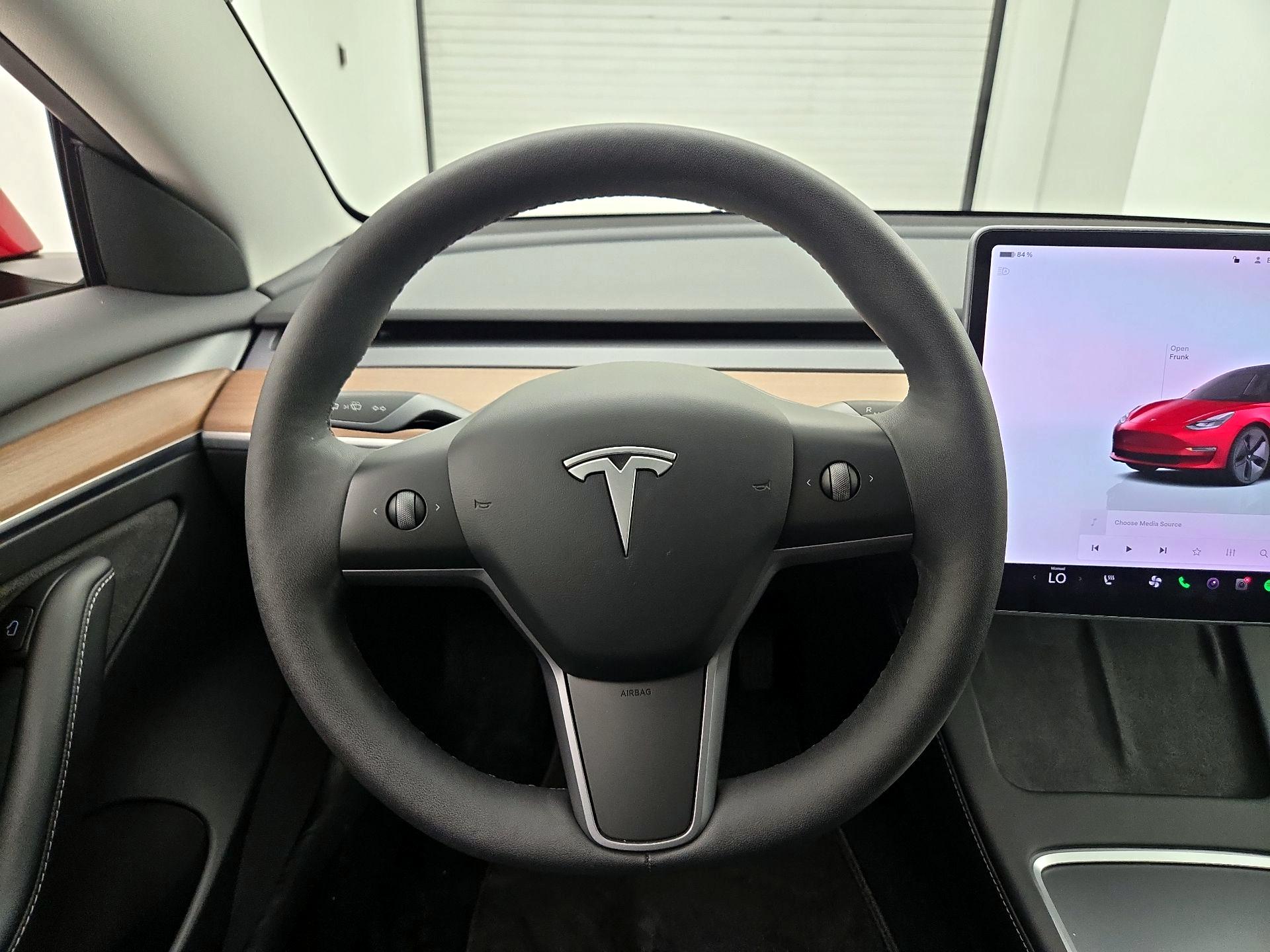 Thumbnail: 2023 Tesla Model 3 - 10