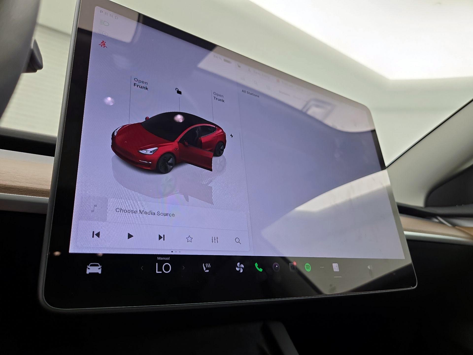 Thumbnail: 2023 Tesla Model 3 - 15