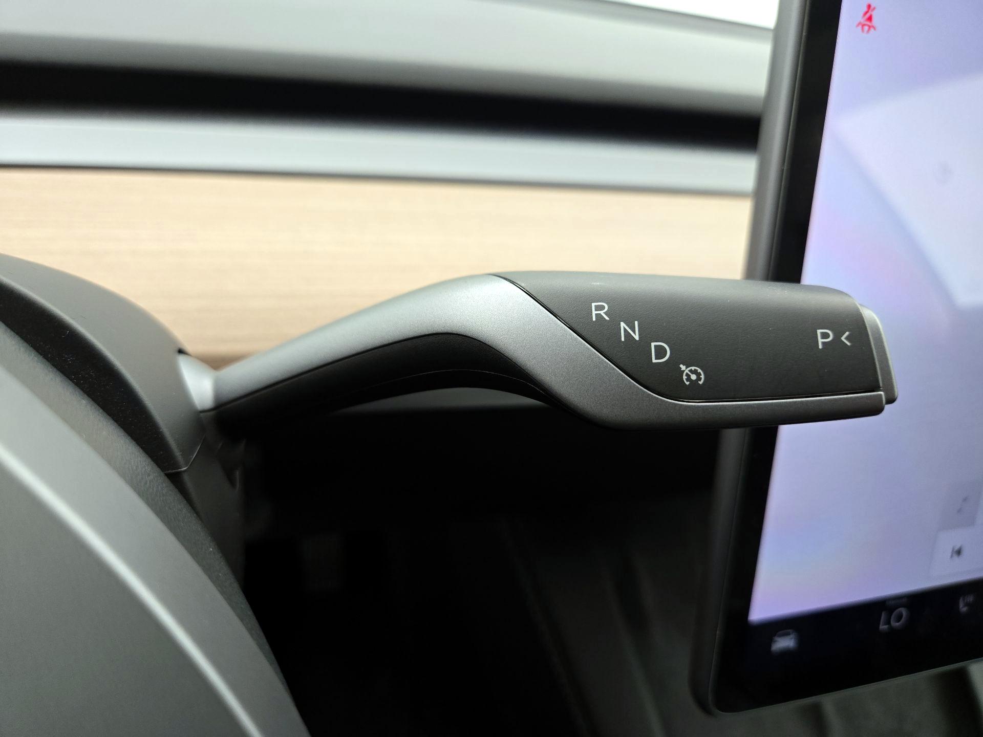 Thumbnail: 2023 Tesla Model 3 - 17