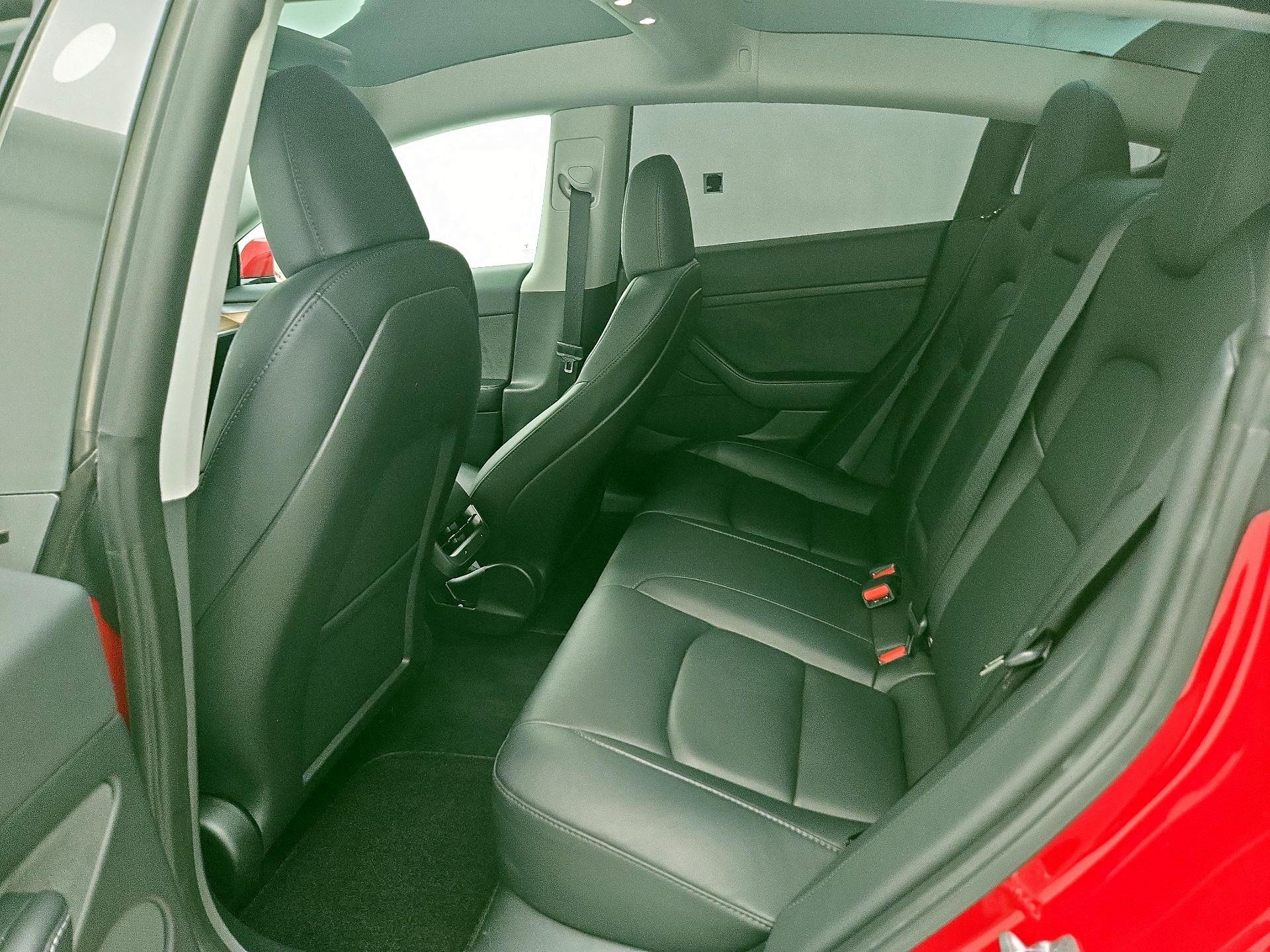 Thumbnail: 2023 Tesla Model 3 - 19