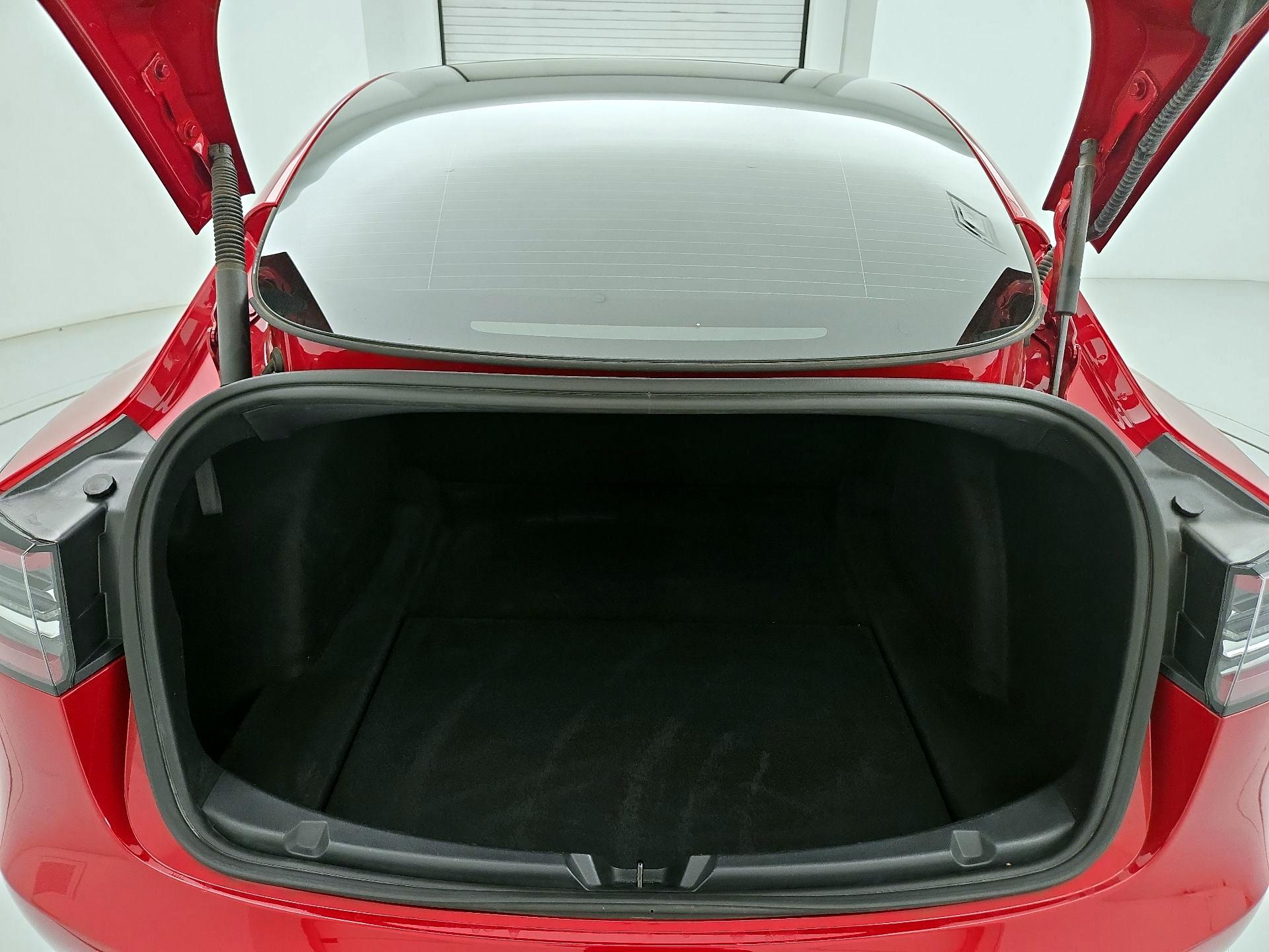 Thumbnail: 2023 Tesla Model 3 - 20