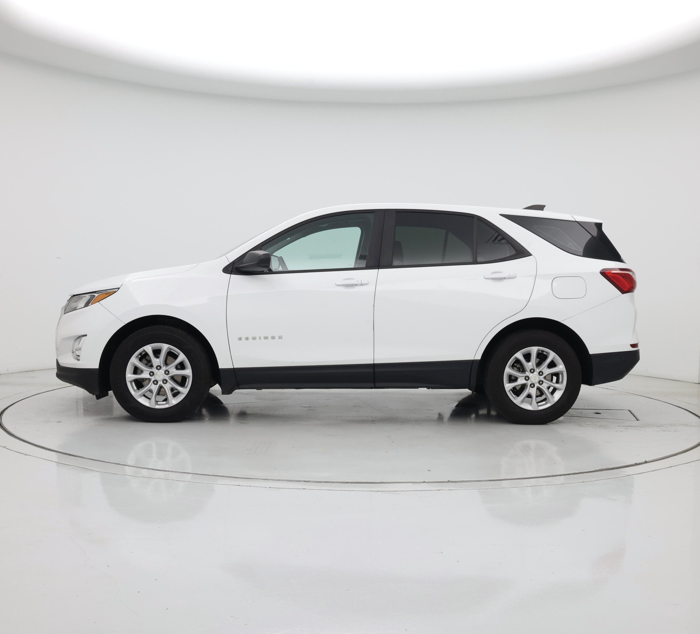 Thumbnail: 2020 Chevrolet Equinox - 3