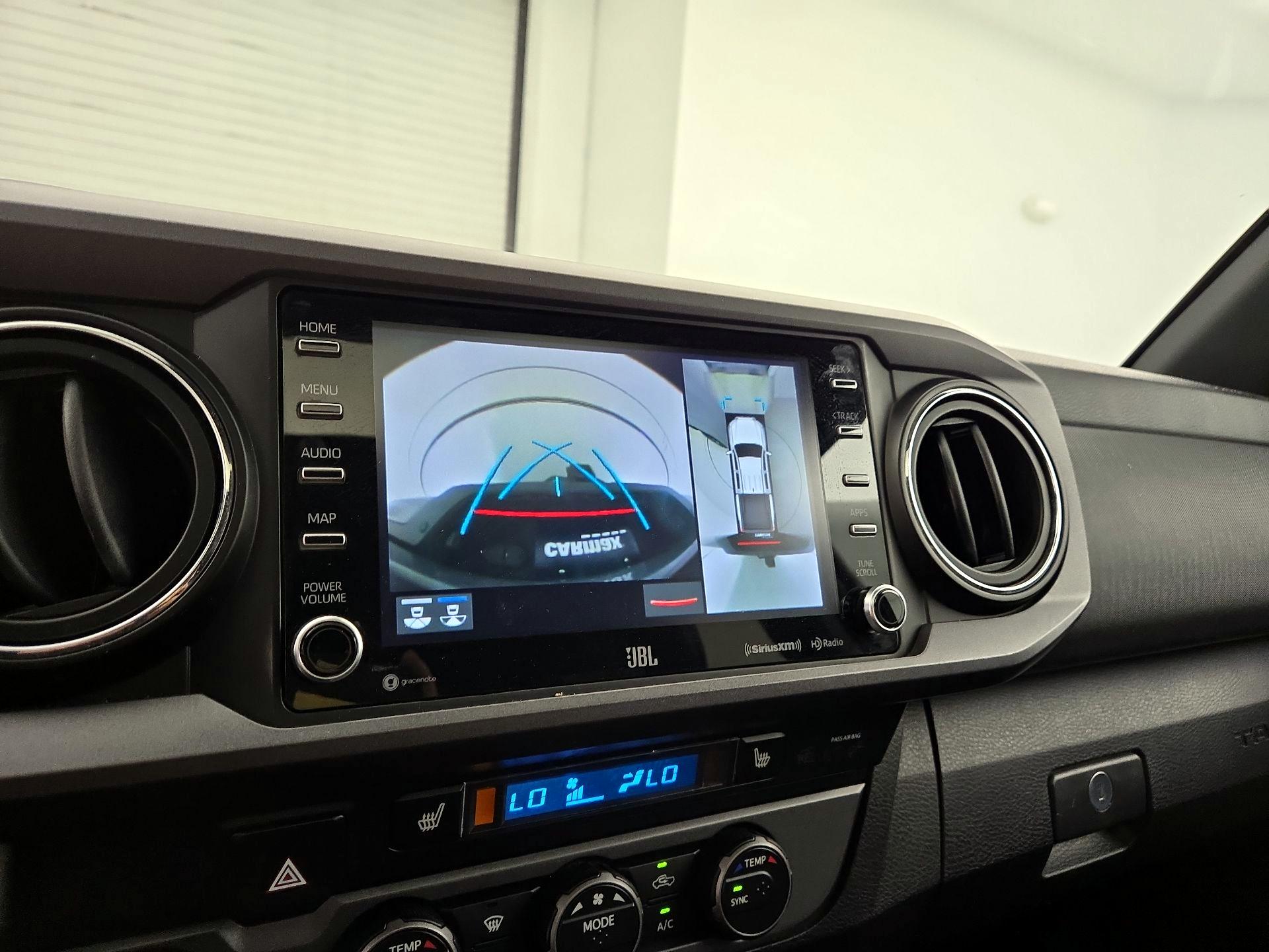 Thumbnail: 2020 Toyota Tacoma - 15