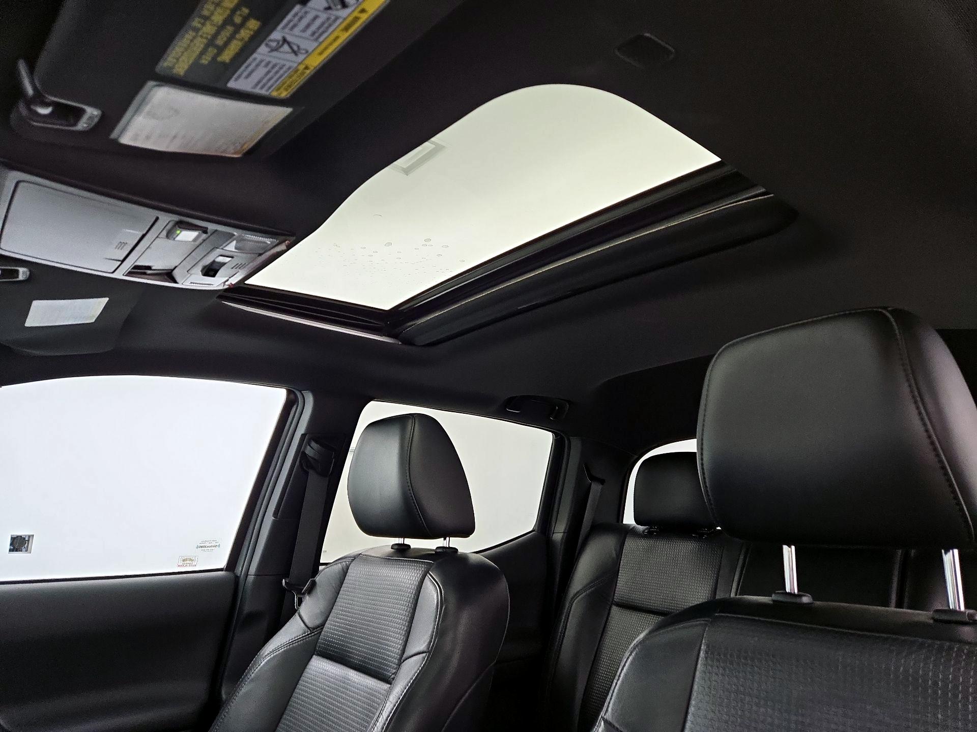 Thumbnail: 2020 Toyota Tacoma - 20