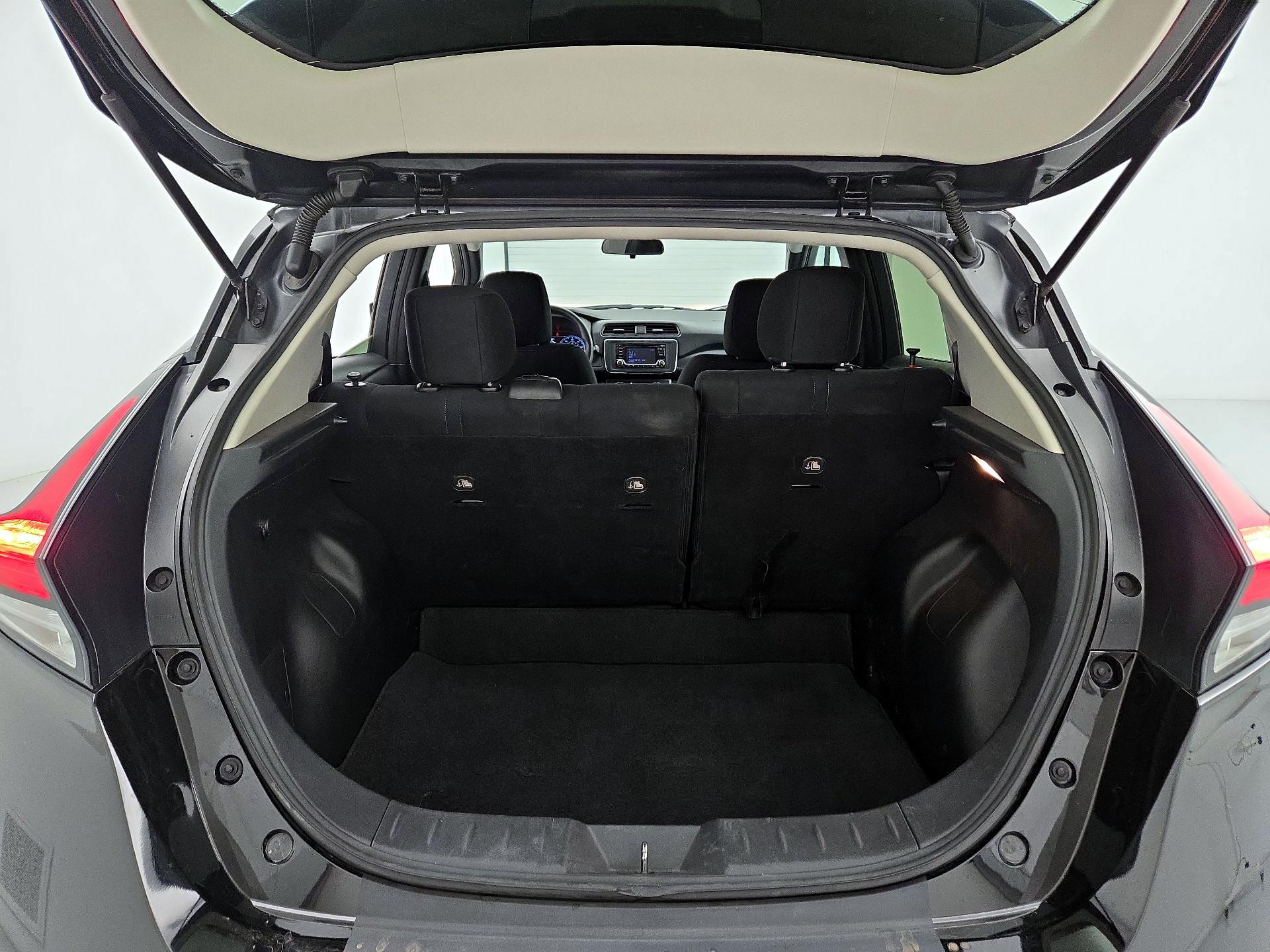 Thumbnail: 2019 Nissan Leaf - 20