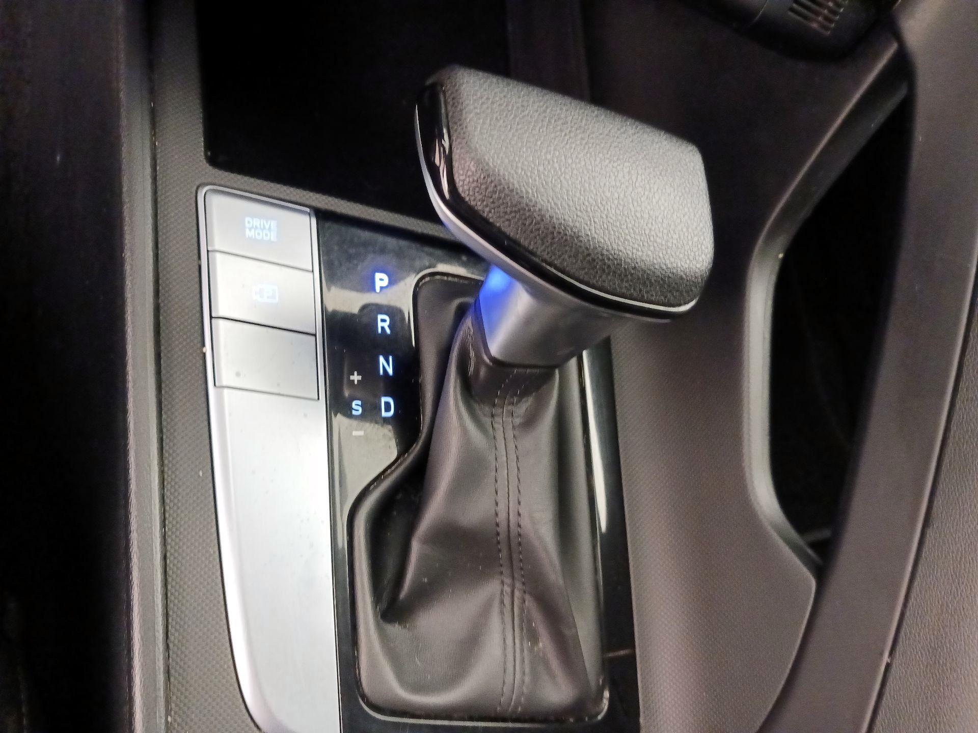 Thumbnail: 2024 Hyundai Elantra - 17