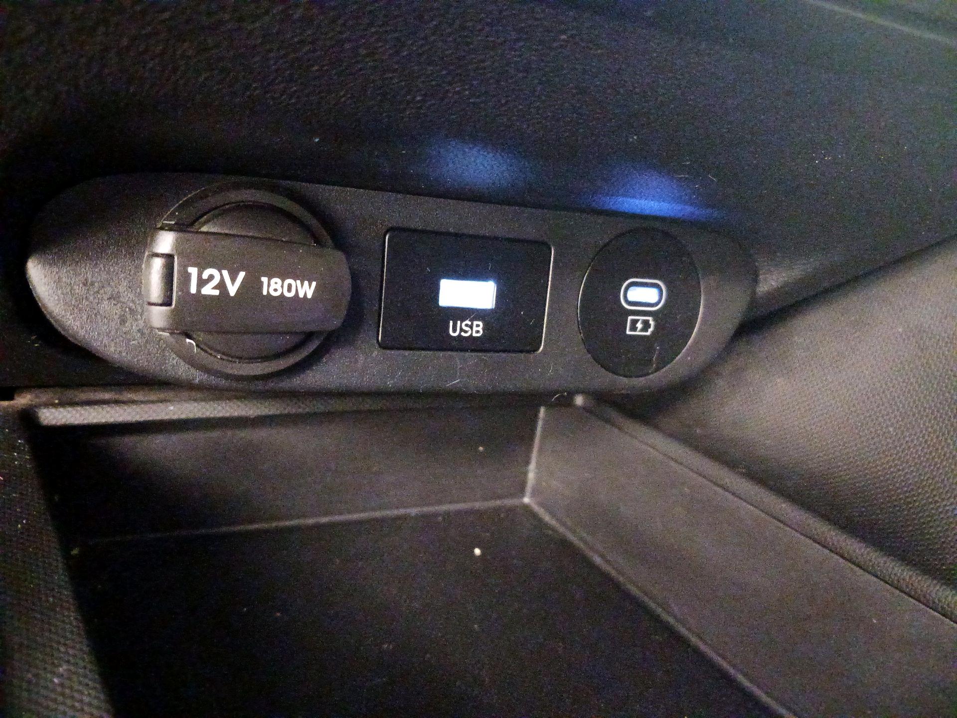 Thumbnail: 2024 Hyundai Elantra - 18