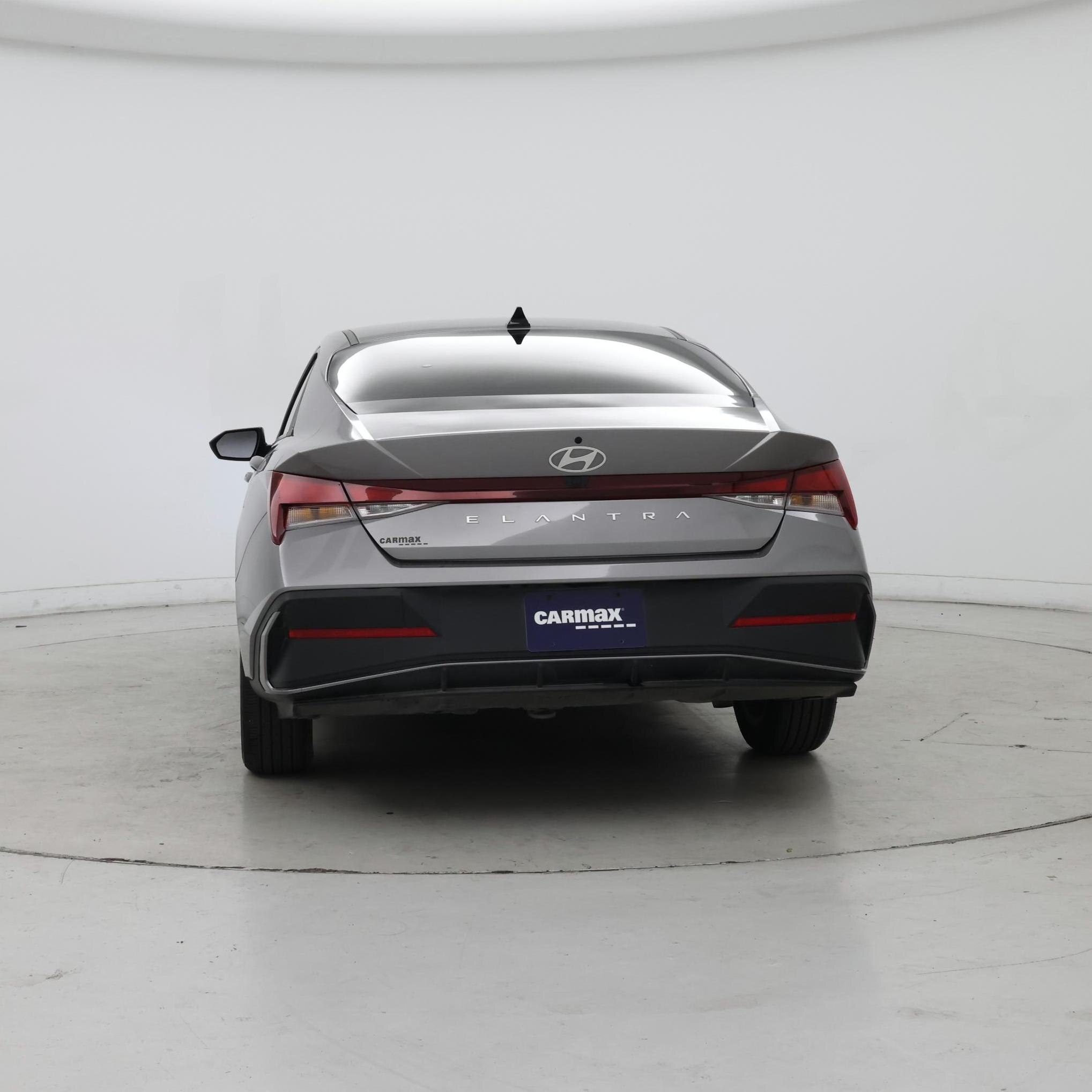 Thumbnail: 2024 Hyundai Elantra - 6