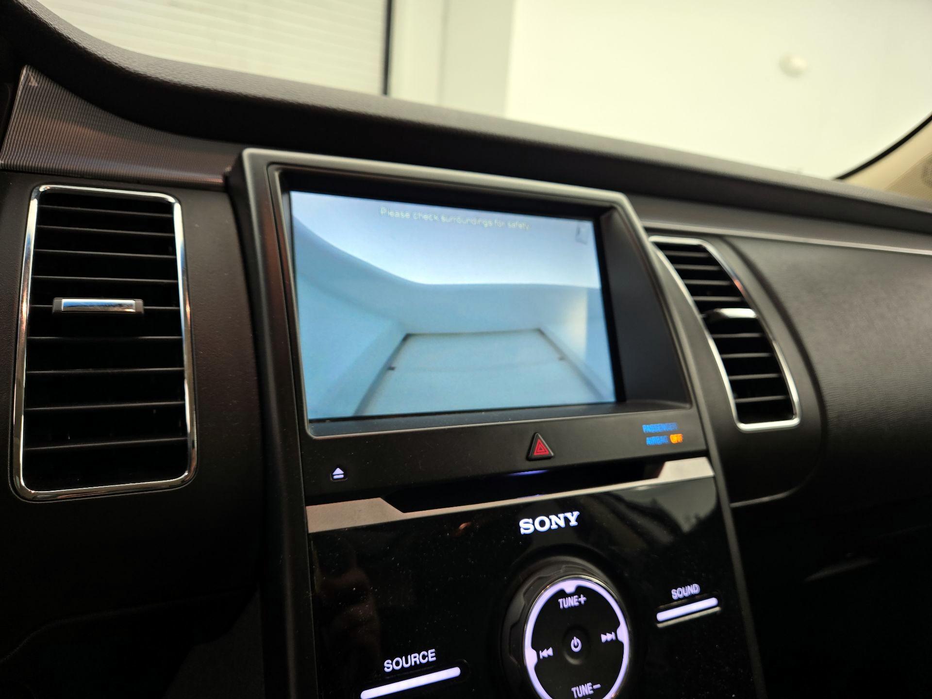 Thumbnail: 2015 Ford Flex - 15