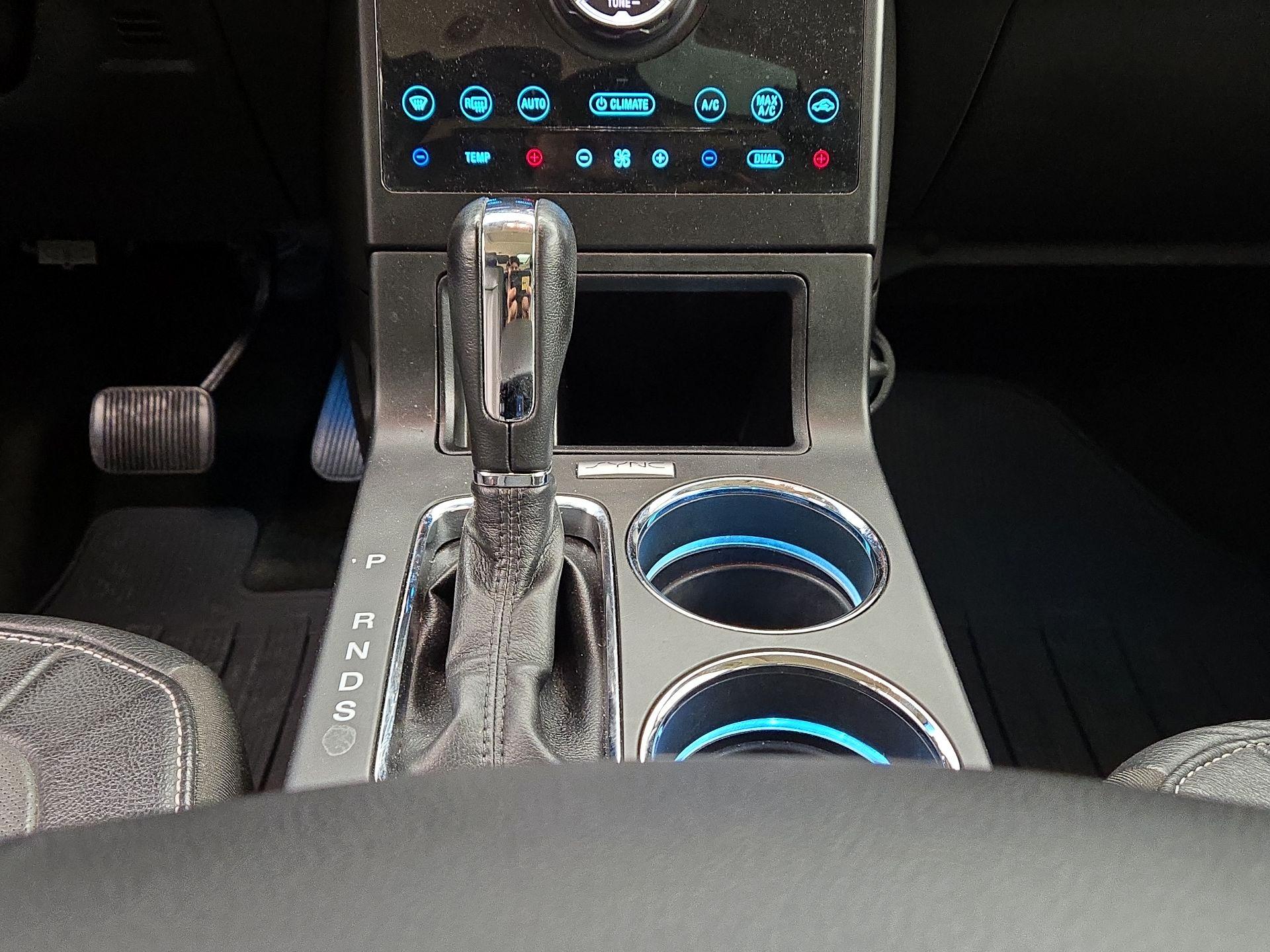 Thumbnail: 2015 Ford Flex - 18