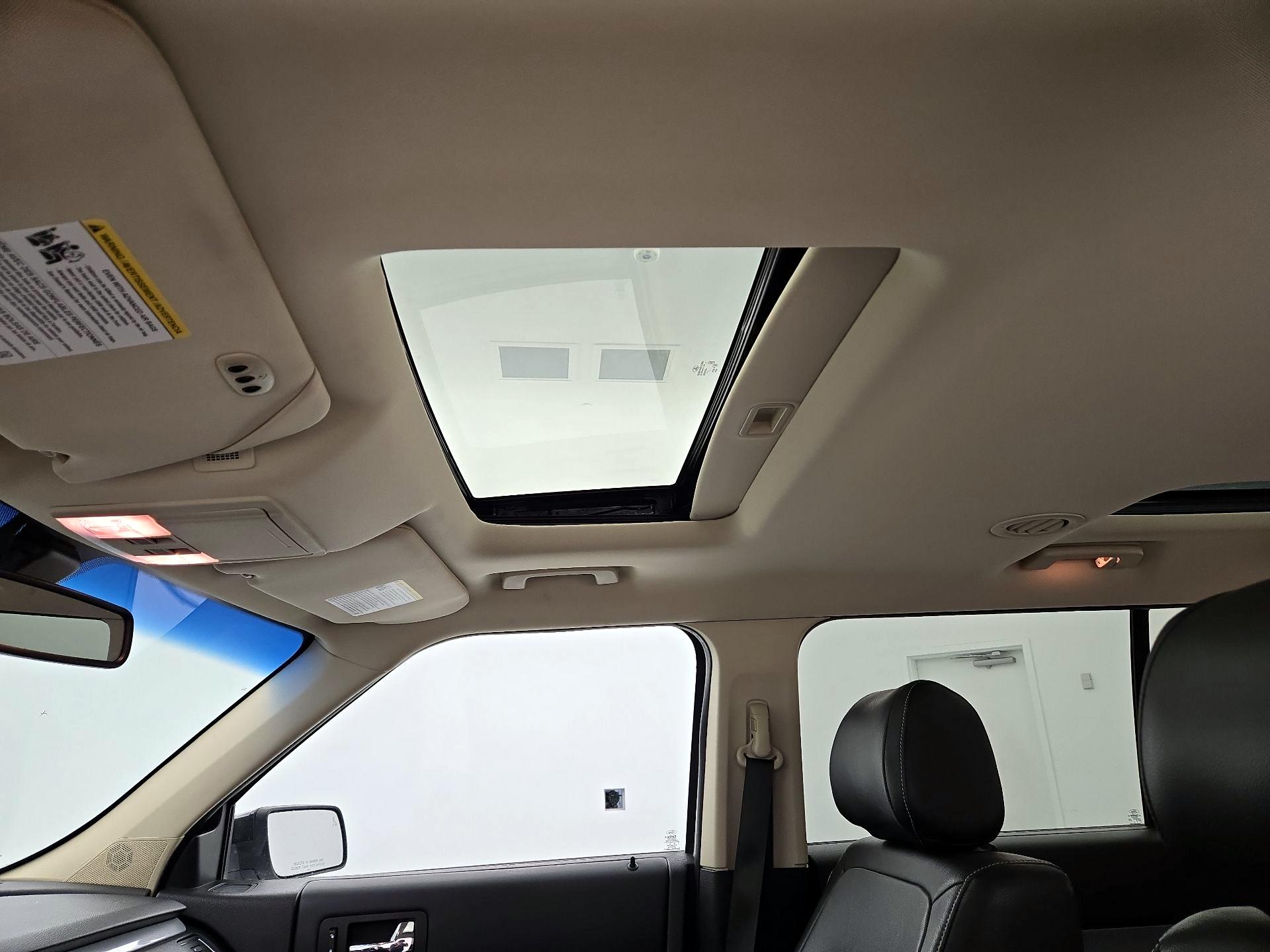 Thumbnail: 2015 Ford Flex - 20