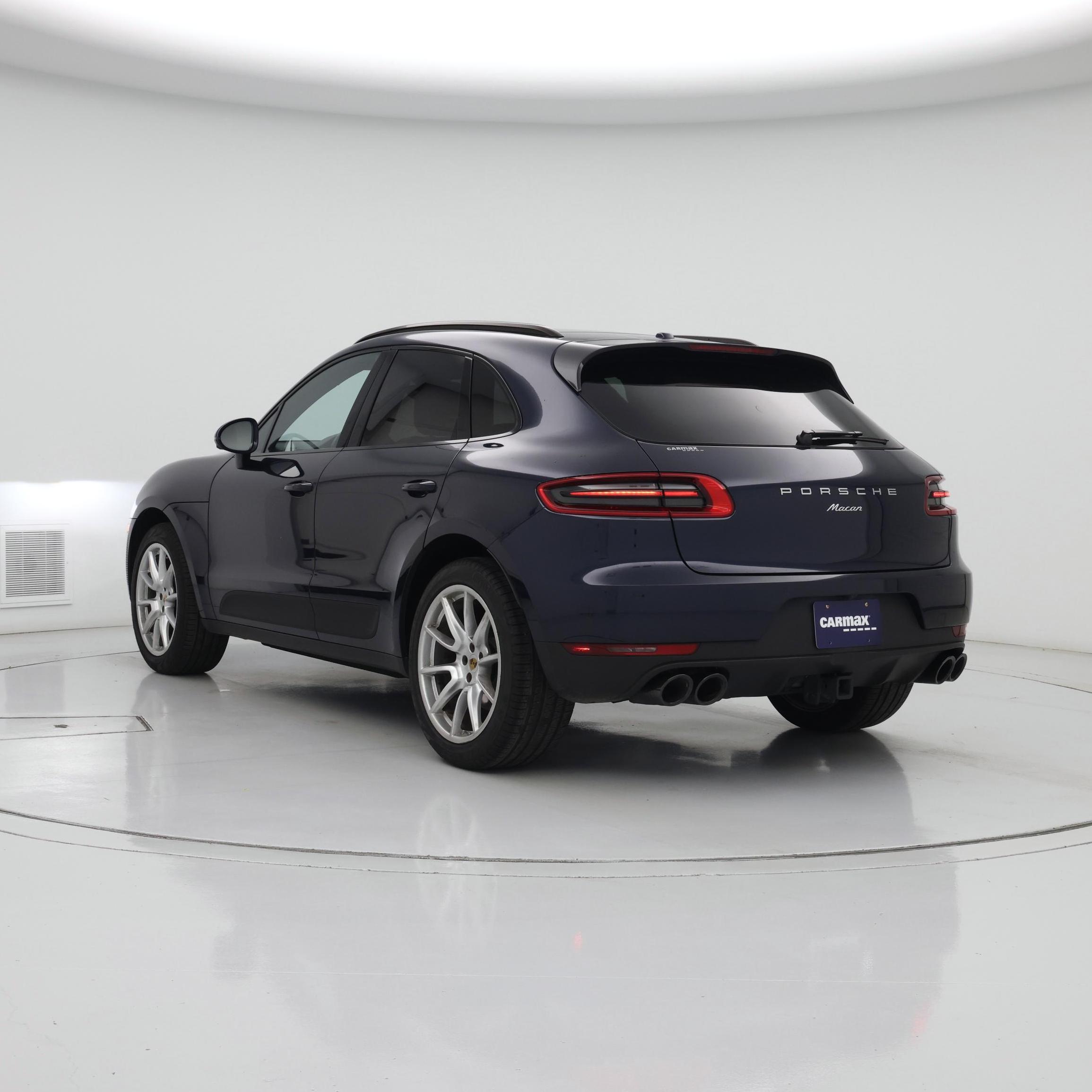 Thumbnail: 2018 Porsche Macan - 2