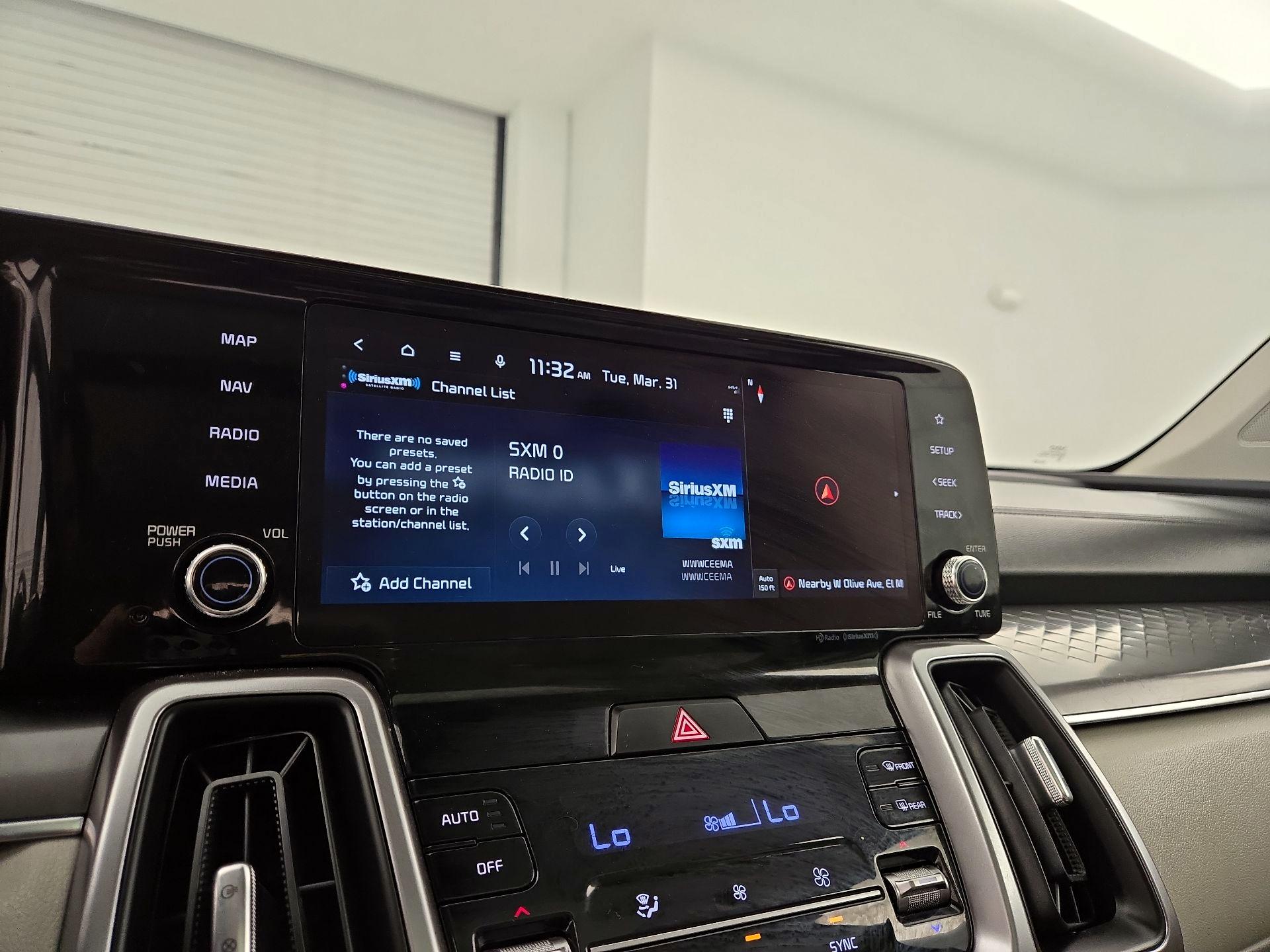 Thumbnail: 2023 Kia Sorento - 16