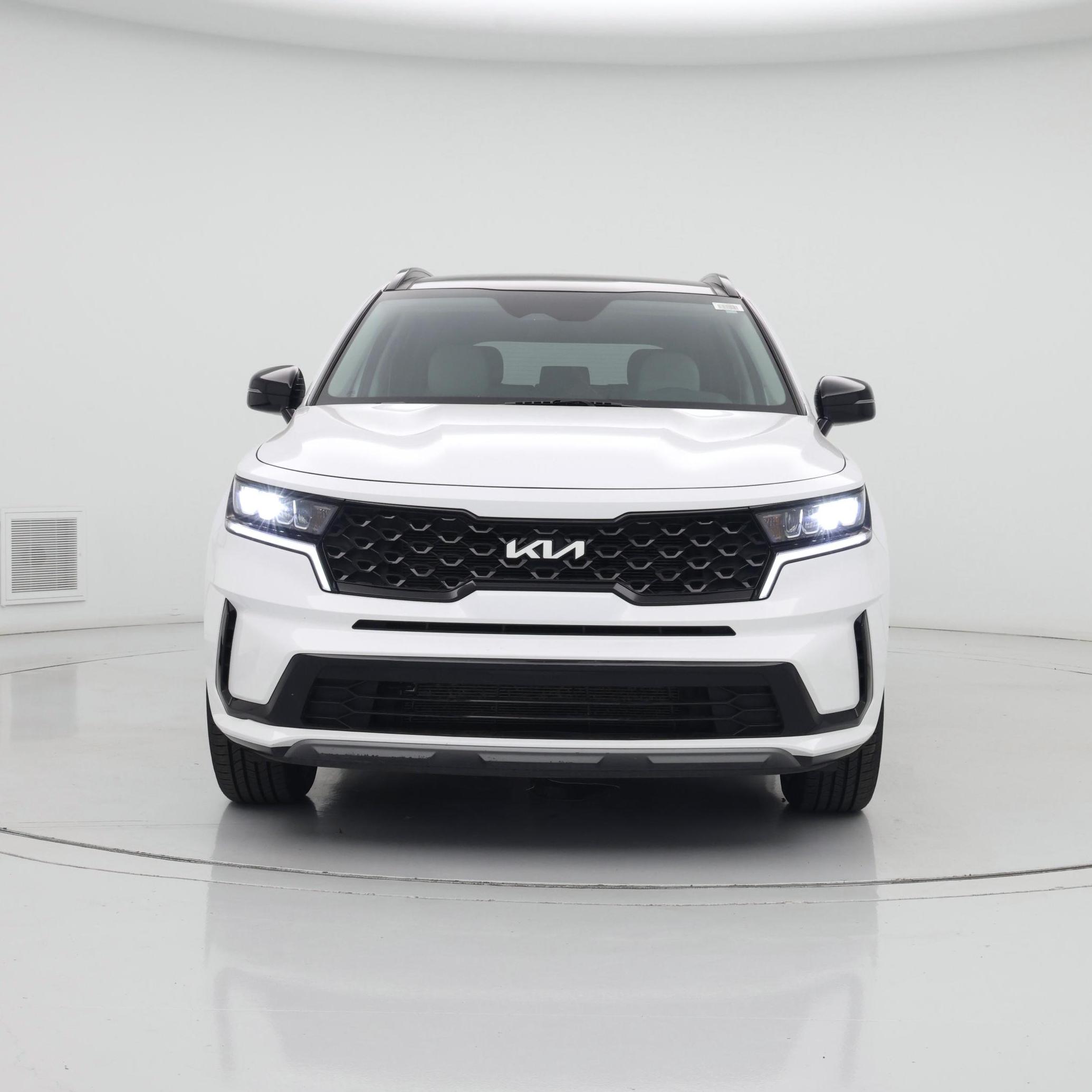 Thumbnail: 2023 Kia Sorento - 5