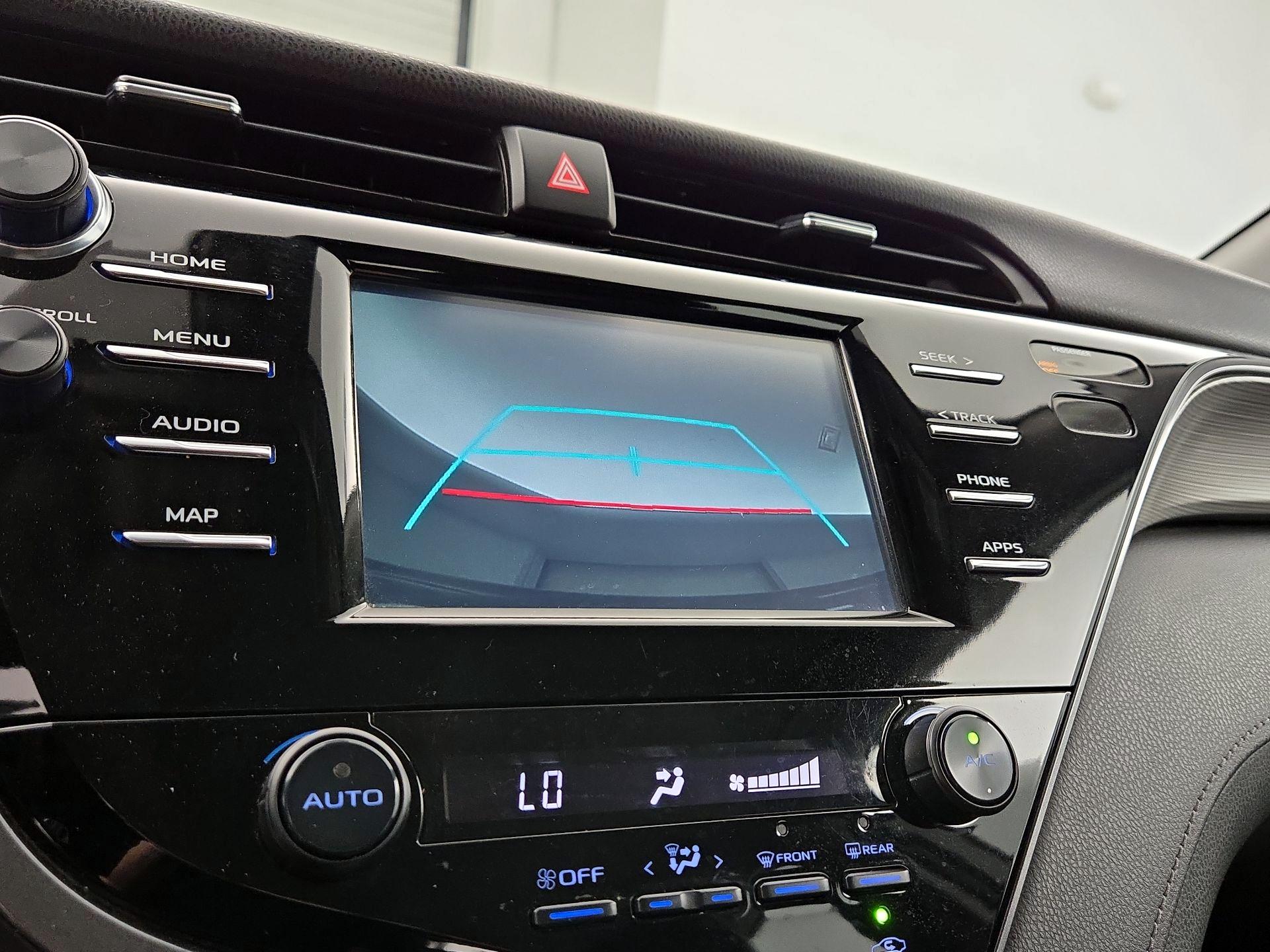 Thumbnail: 2019 Toyota Camry - 14