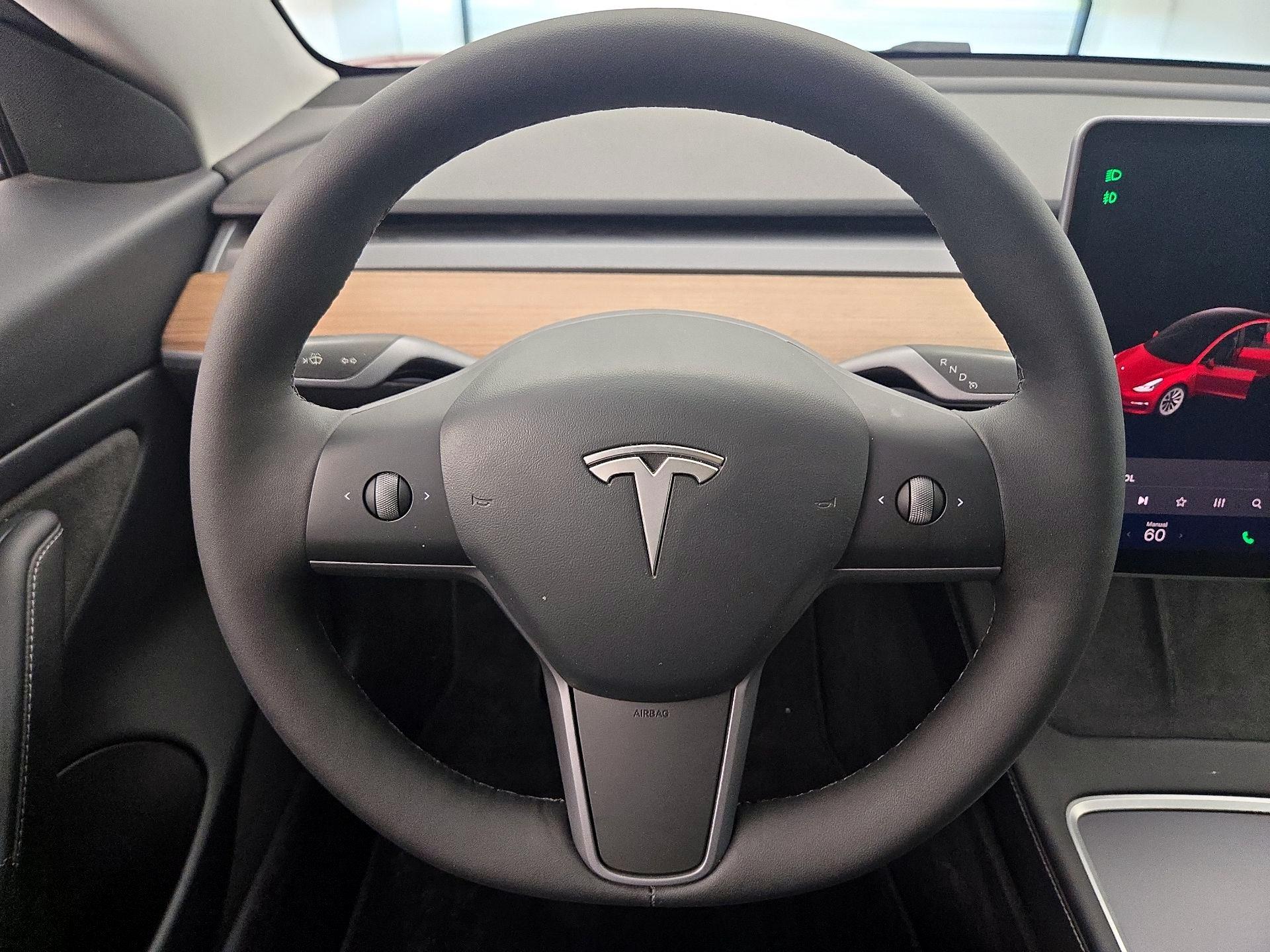 Thumbnail: 2021 Tesla Model 3 - 10